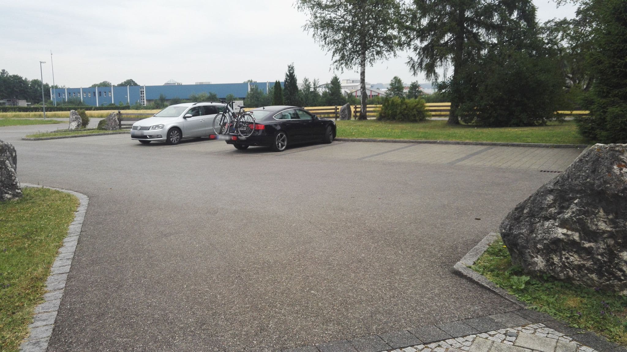 Street view near Hotel-Restaurant Oedhof, Freilassing — © aceini (CC BY-SA · Mapillary)
