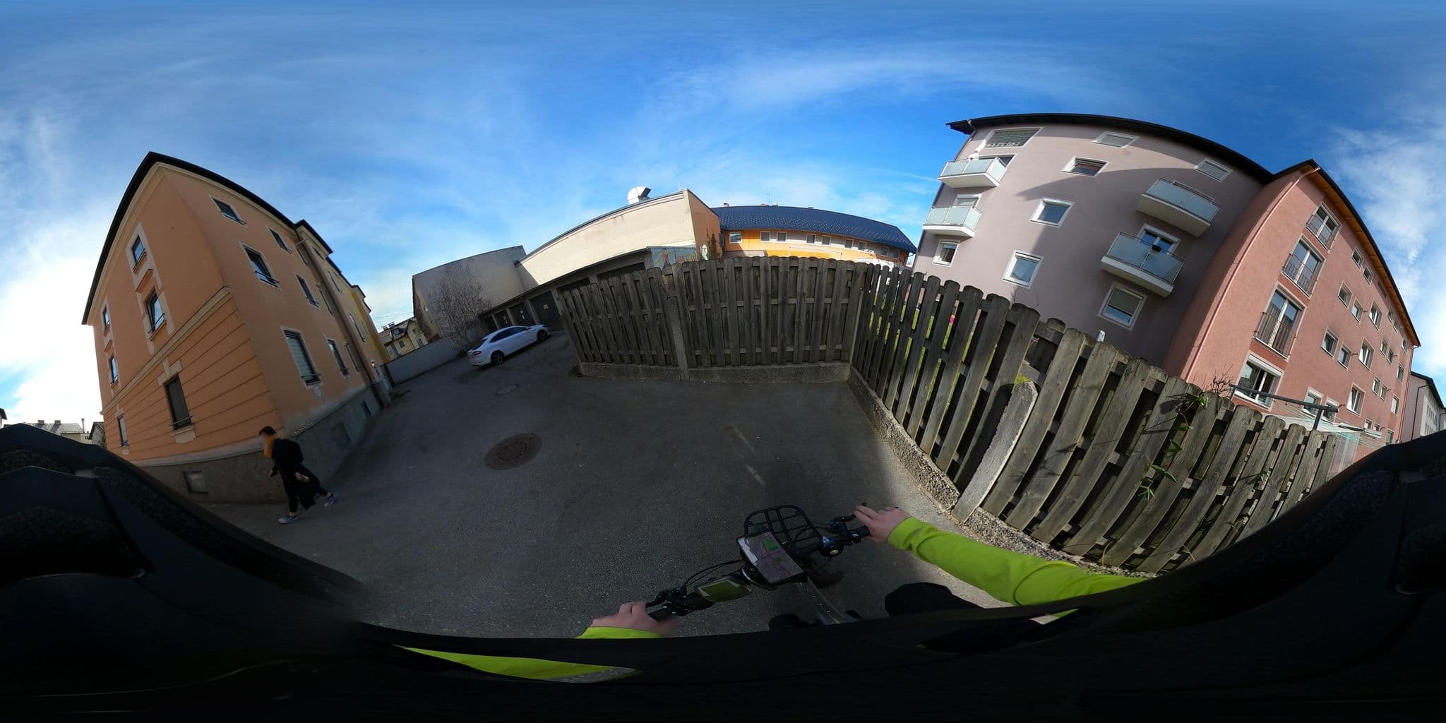 Street view near Hotel Vogelweiderhof, Freilassing — © OidaHeast (CC BY-SA · Mapillary)