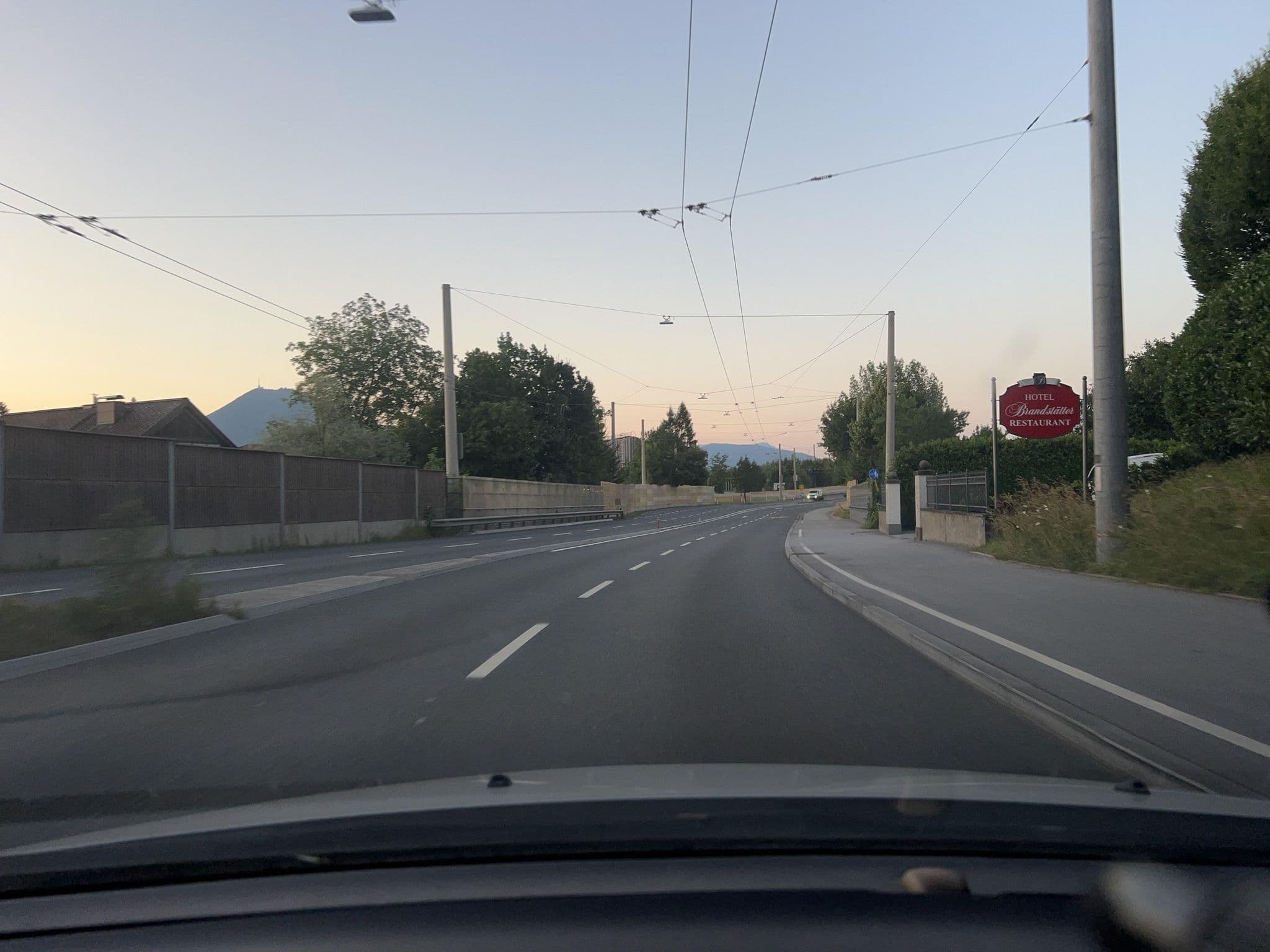 Street view near Hotel Brandstätter, Freilassing — © chicc0 (CC BY-SA · Mapillary)