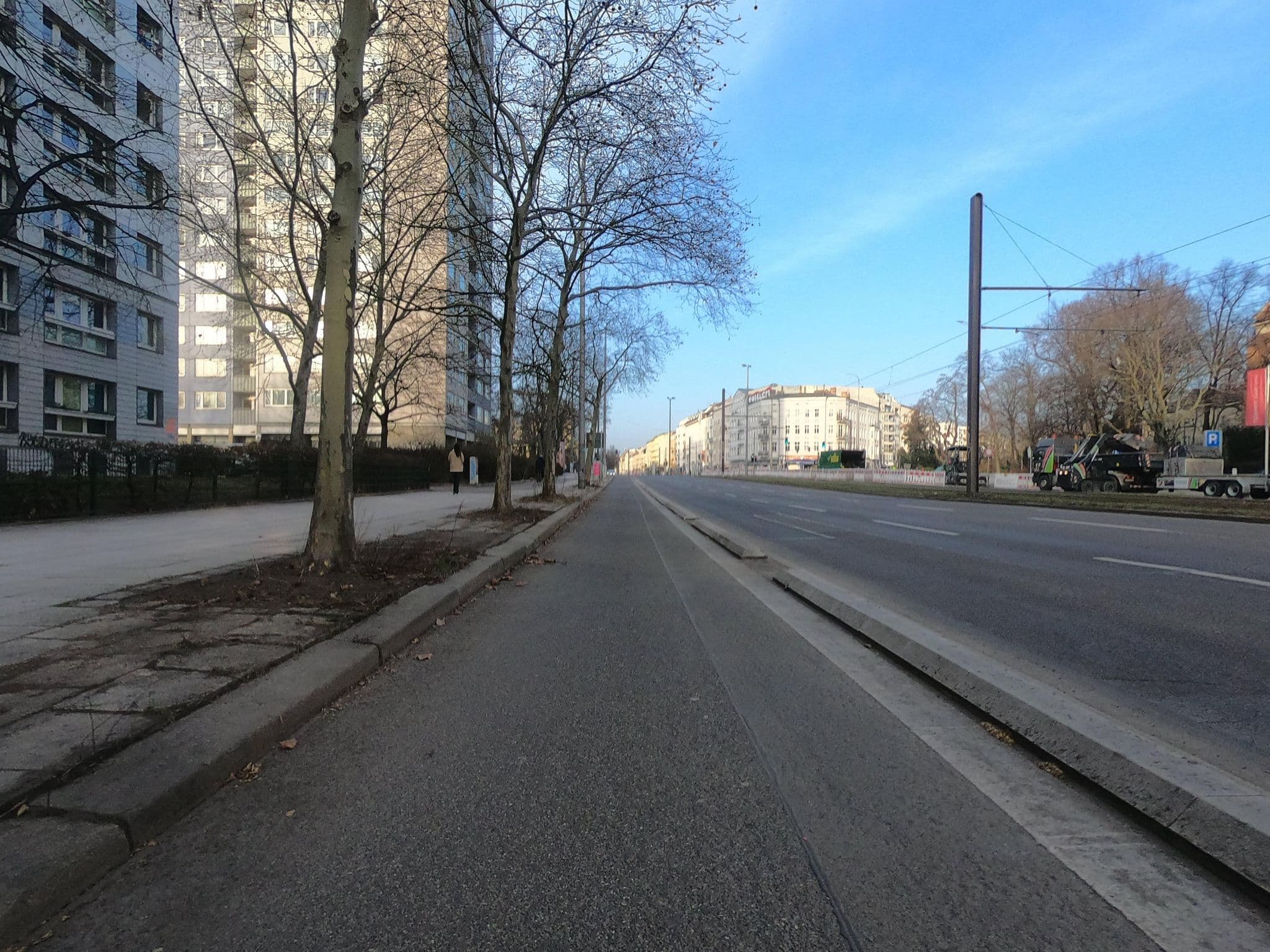 Street view near Hotel, Berlin — © carlheinz (CC BY-SA · Mapillary)
