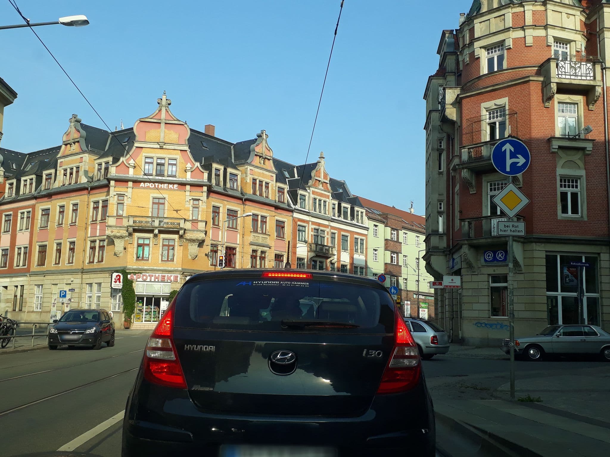 Street view near Pension Dresden, Mickten — © thomas (CC BY-SA · Mapillary)