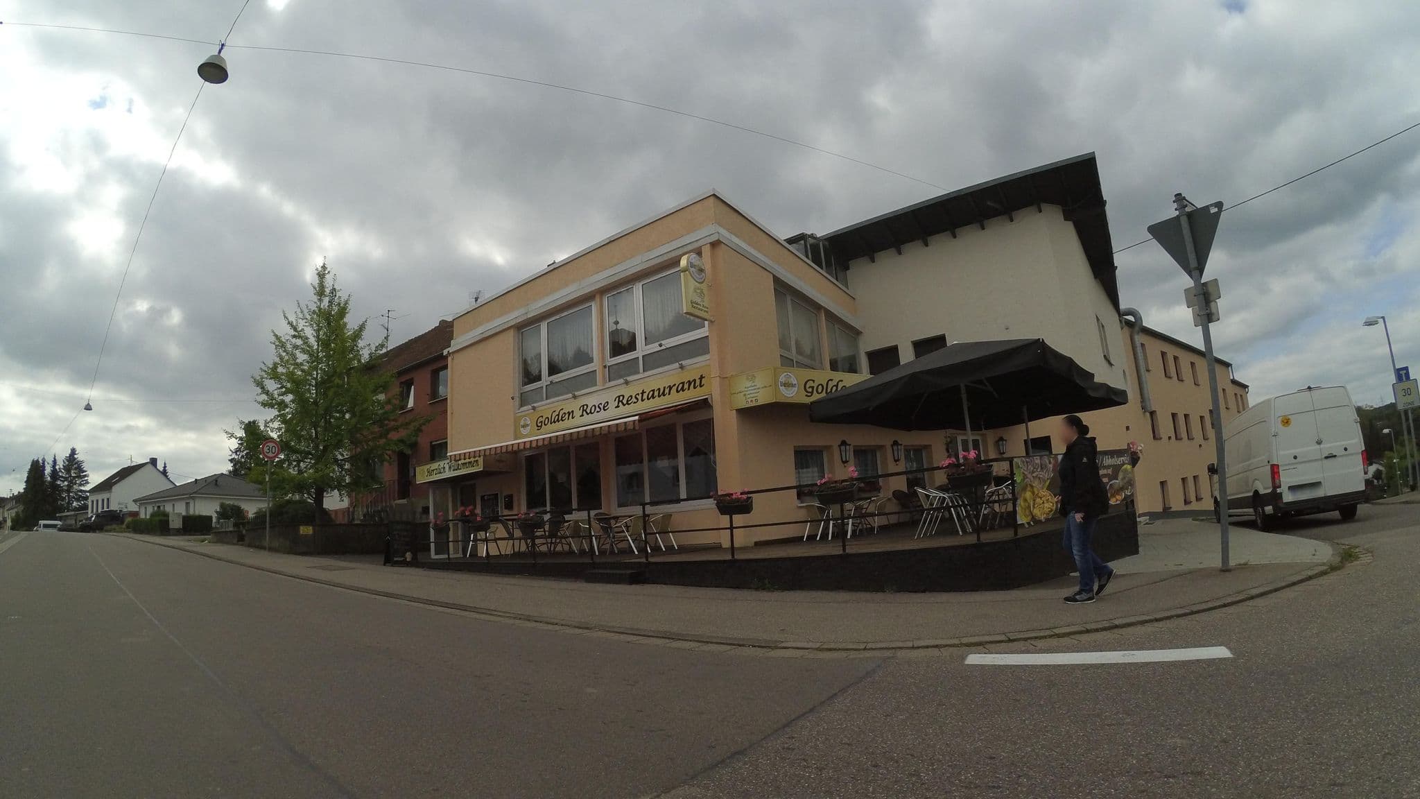Street view near Mikroapartments Klarenthal, Luisenthal — © teddy73 (CC BY-SA · Mapillary)