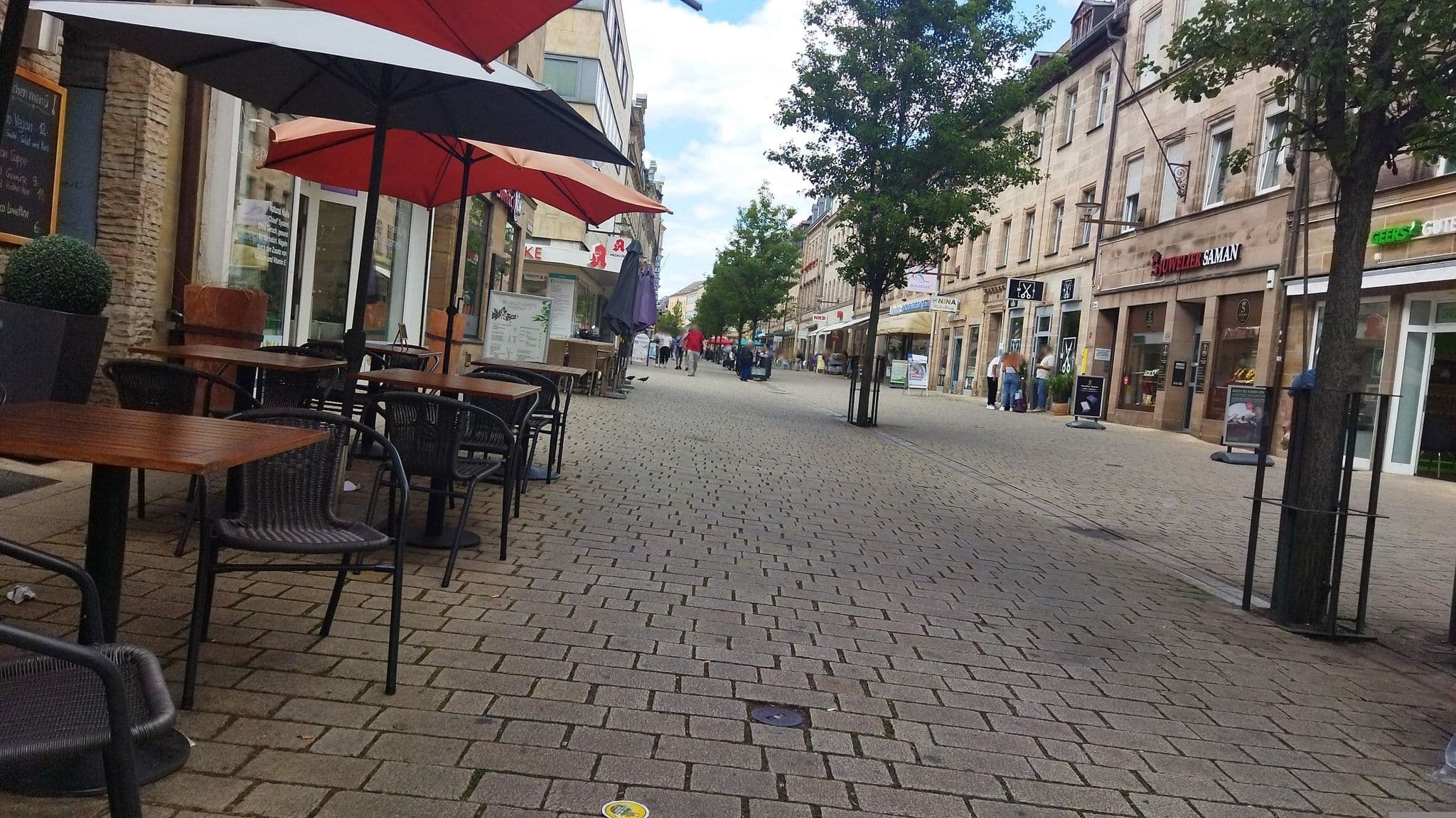 Street view near DowntownCity Private Rooms, Fürth — © changchun1 (CC BY-SA · Mapillary)