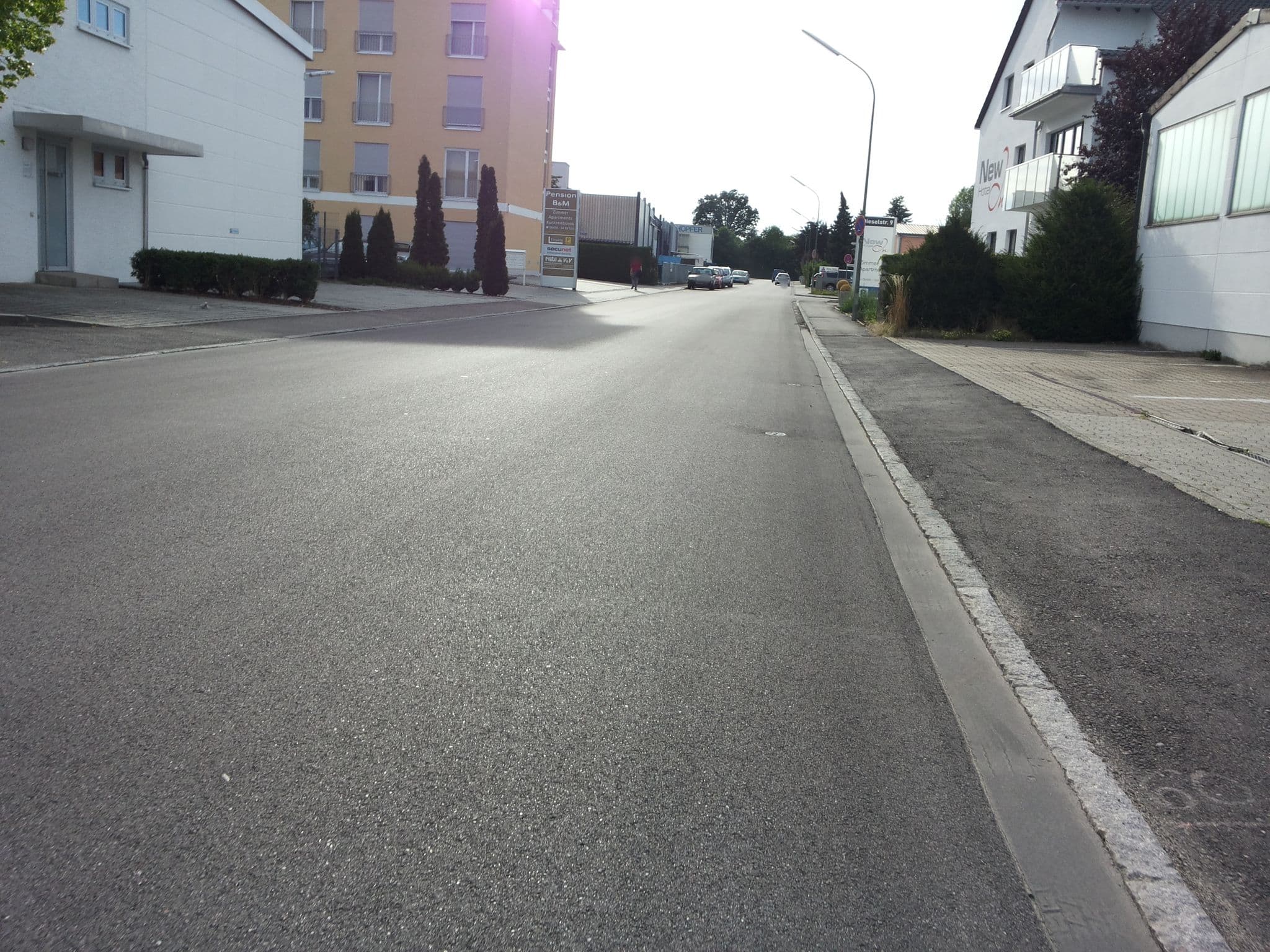Street view near HOTEL NEW IN - Ingolstadt - Gaimersheim, Gaimersheim — © renade (CC BY-SA · Mapillary)