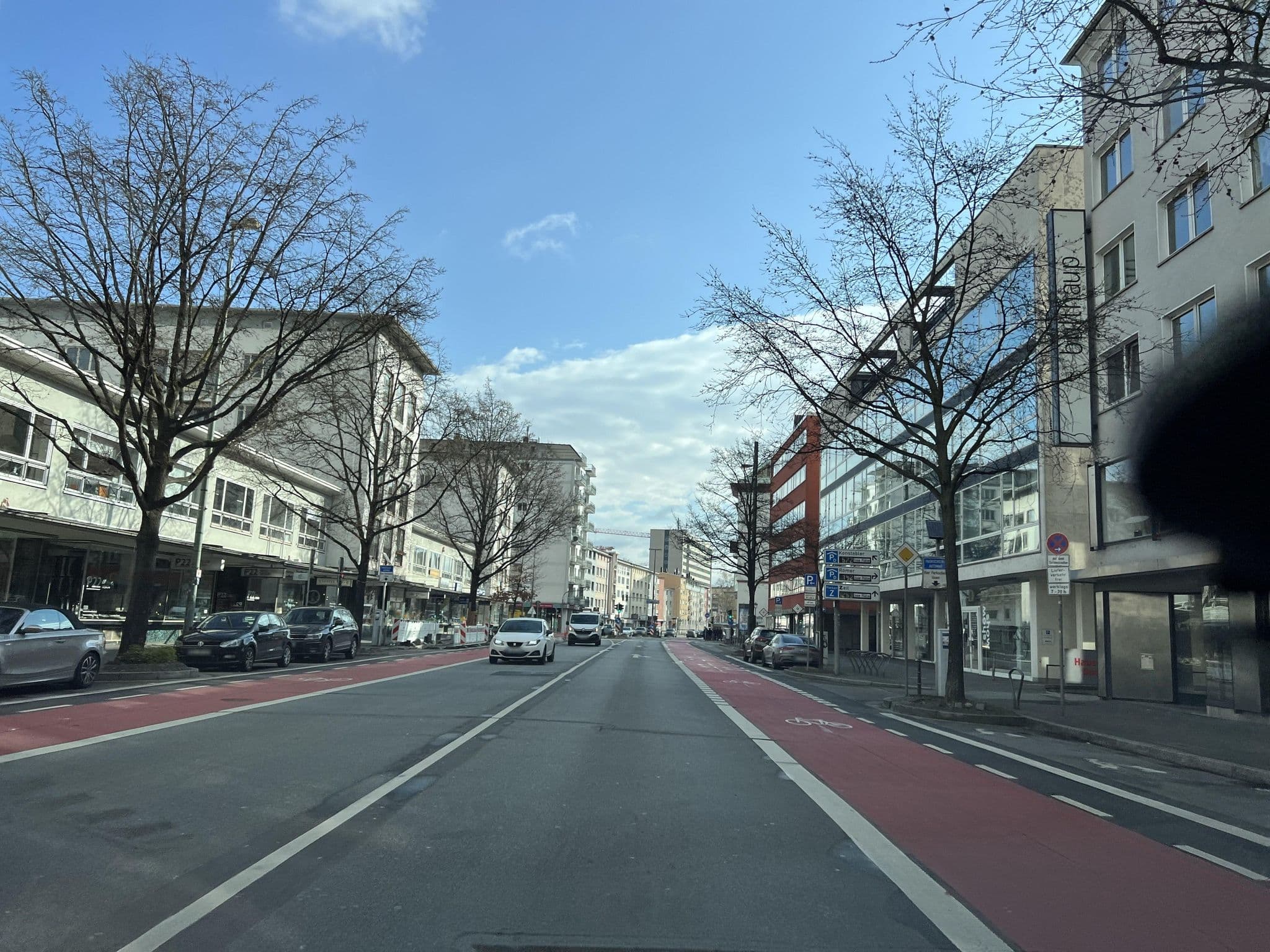 Street view near Hotel Miramar Frankfurt am Main, Frankfurt am Main
