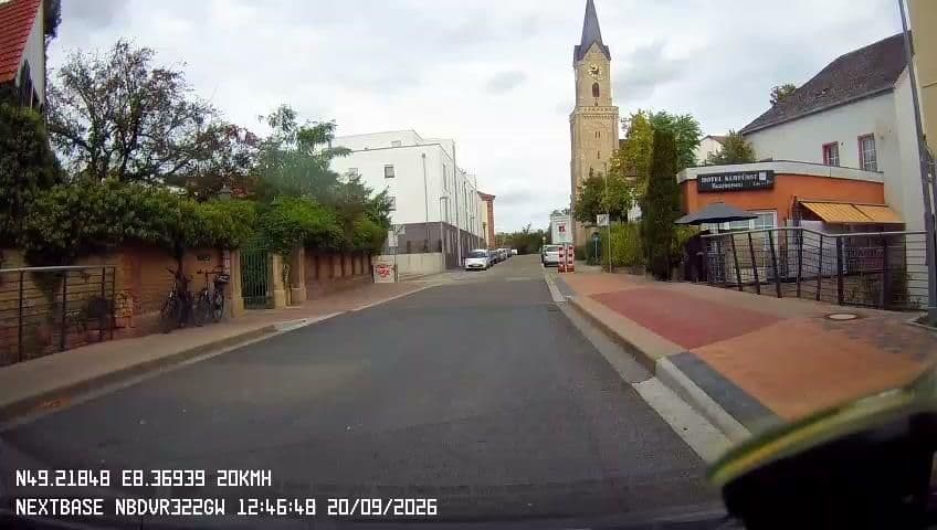 Street view near Hotel Restaurant Kurfürst, Germersheim — © derlipper (CC BY-SA · Mapillary)