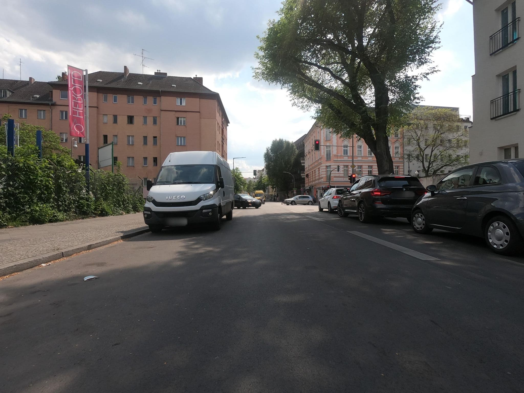 Street view near New Hostel Berlin Mitte, Gesundbrunnen — © carlheinz (CC BY-SA · Mapillary)