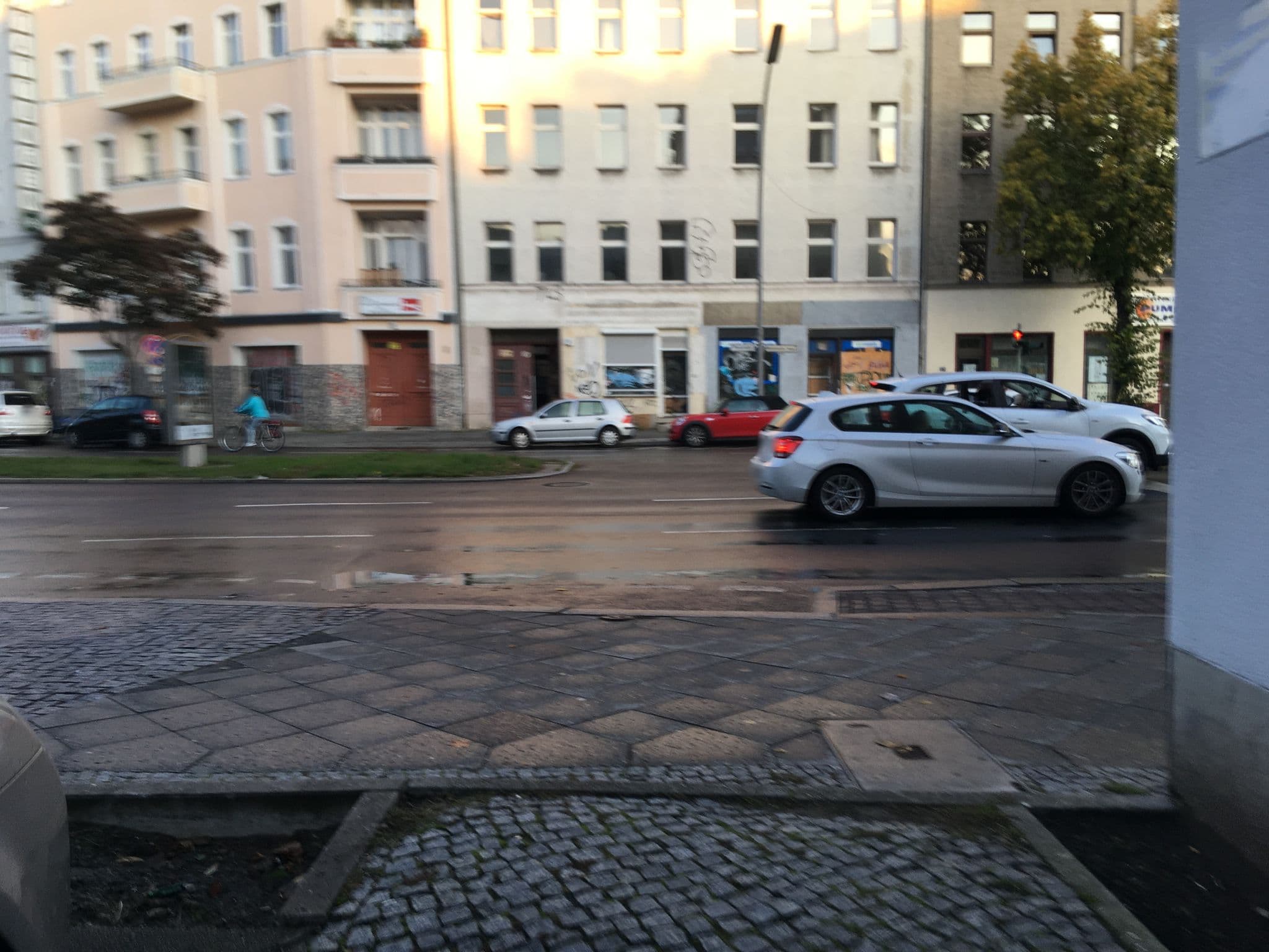 Street view near Hotel, Wedding — © carlheinz (CC BY-SA · Mapillary)