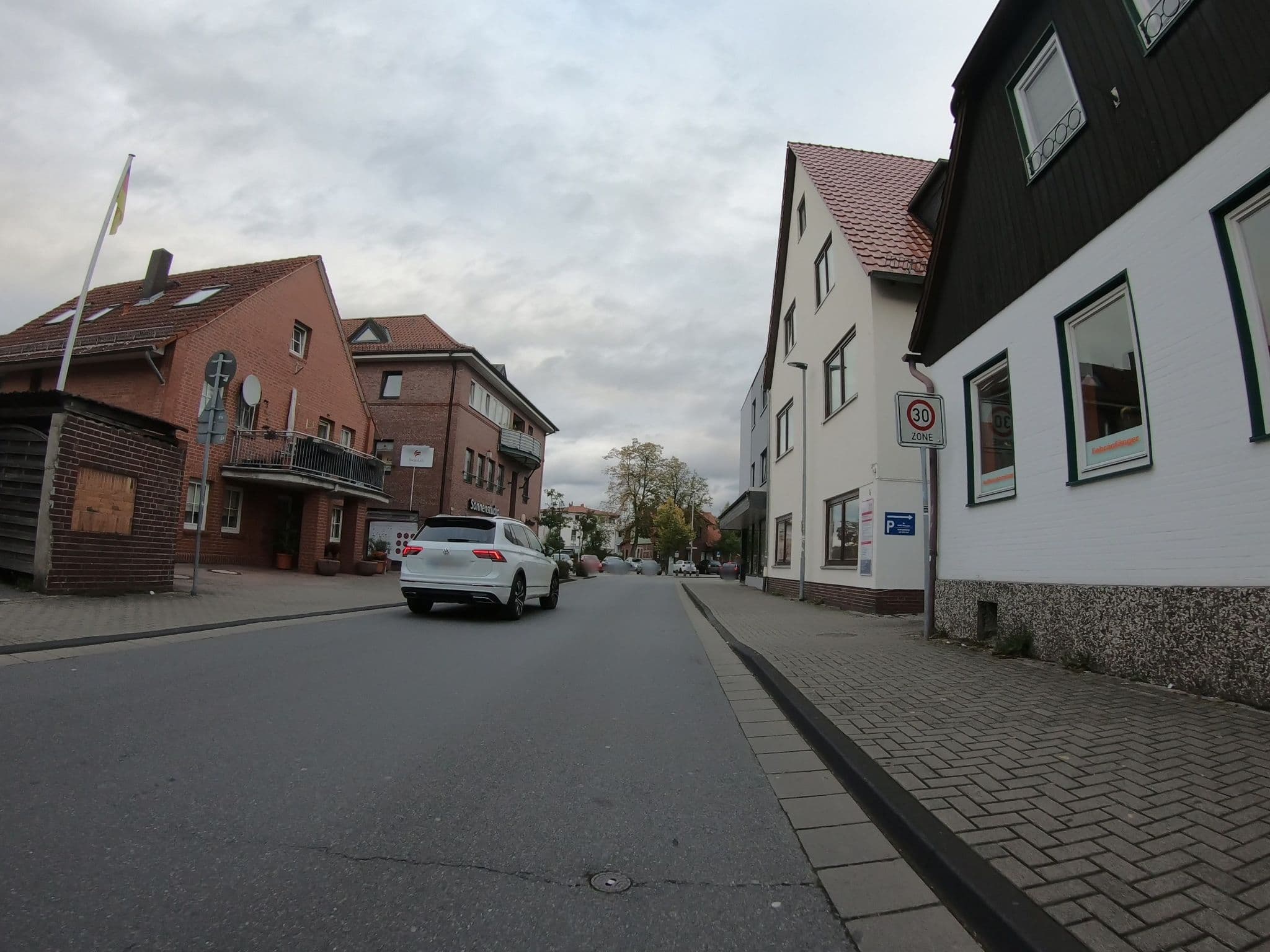 Street view near RATSSCHÄNKE Südheide, Gifhorn — © m4p1ll4ry (CC BY-SA · Mapillary)