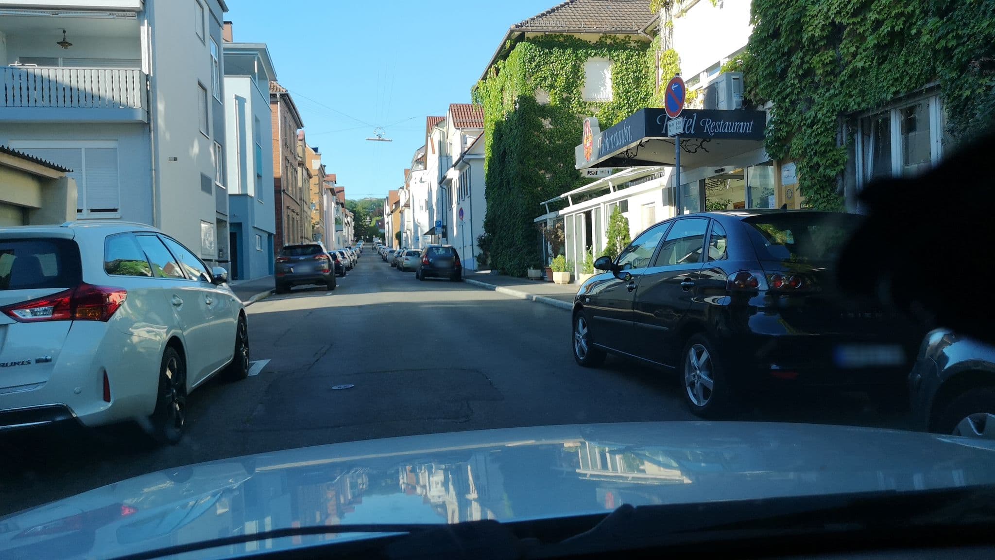 Street view near Hotel Restaurant Hohenstaufen, Göppingen — © andyna (CC BY-SA · Mapillary)