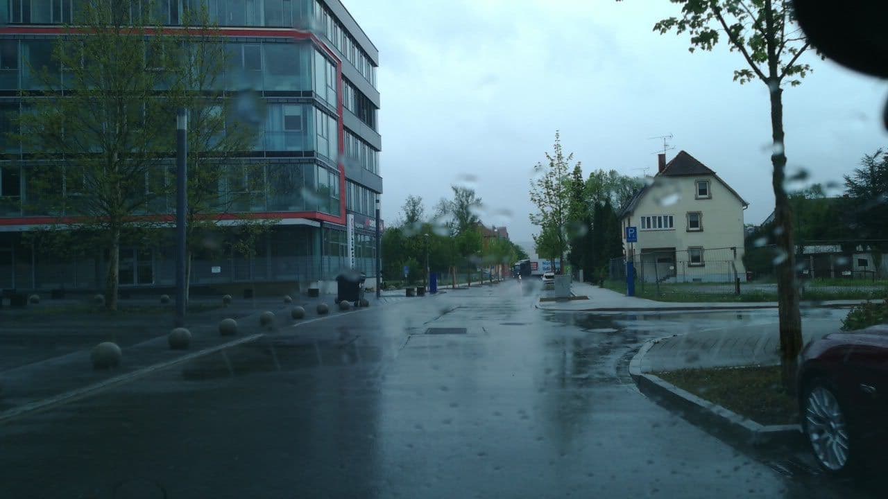 Street view near Seile's Hotel, Singen — © mr4703 (CC BY-SA · Mapillary)