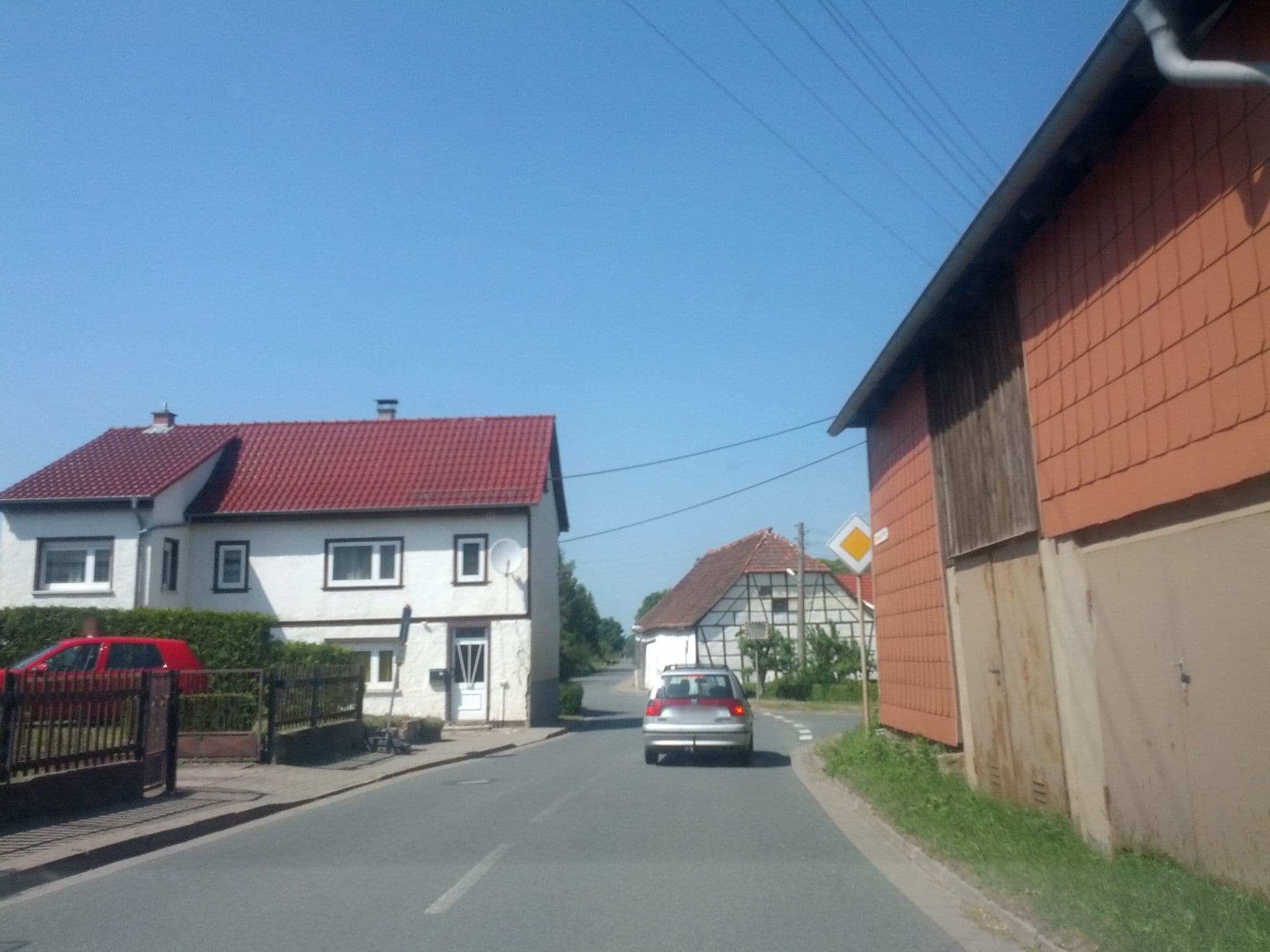 Street view near Pension Renate Braun, Grabsleben — © zoegglmeyr (CC BY-SA · Mapillary)