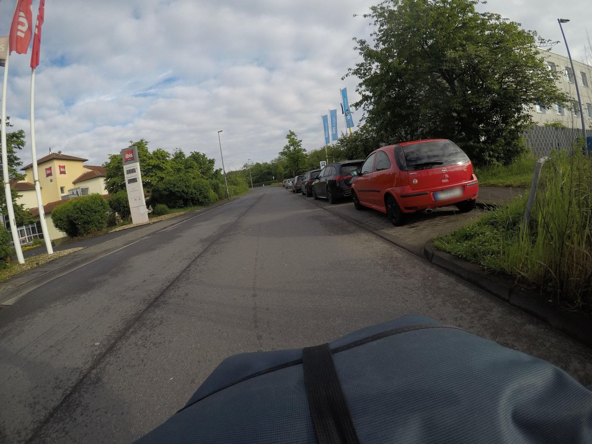 Street view near ibis budget Köln Porz, Ostheim — © mfa (CC BY-SA · Mapillary)