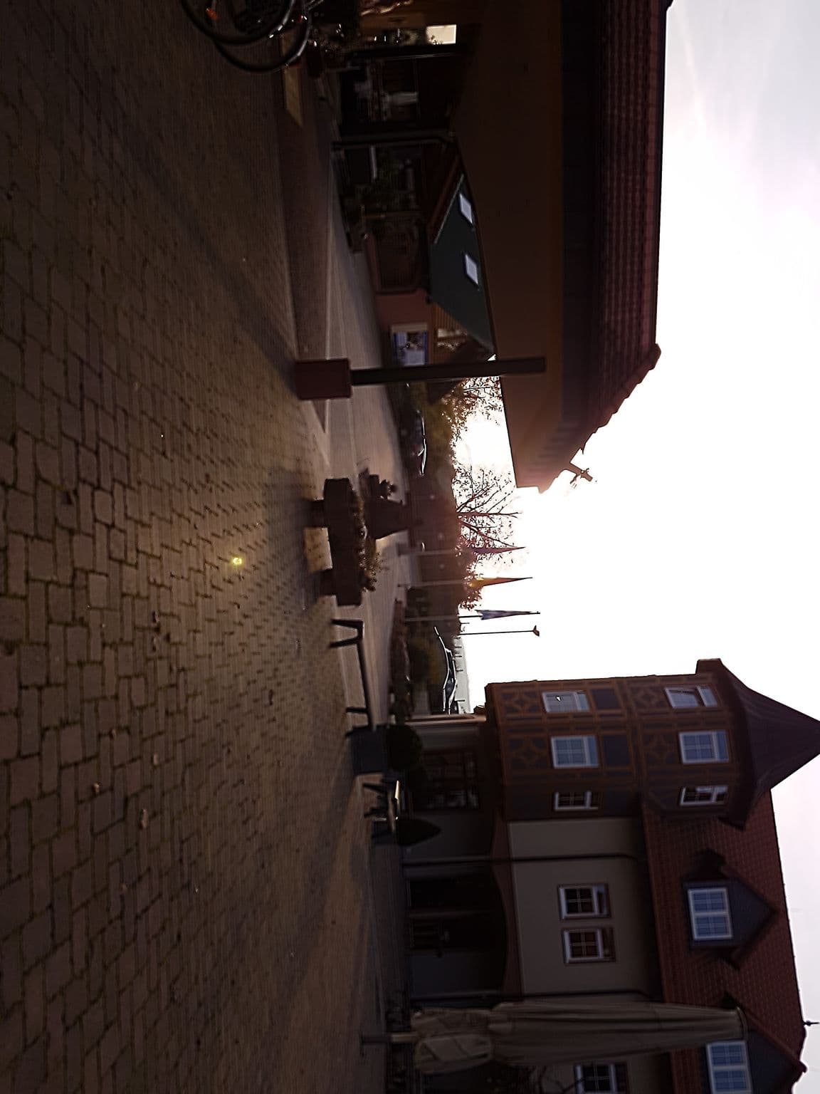 Street view near Seehotel Niedernberg, Niedernberg — © changchun1 (CC BY-SA · Mapillary)