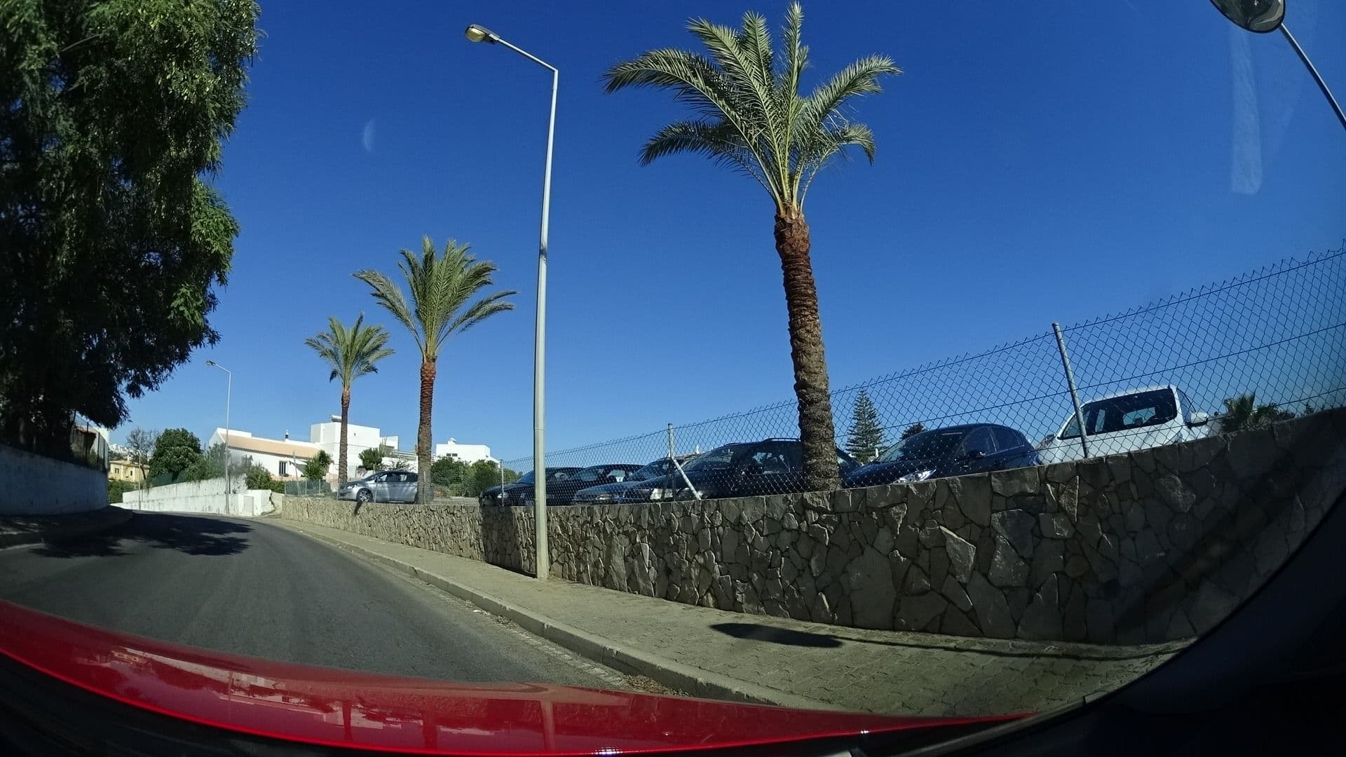 Street view near Hotel Maritur - Pierre & Vacances, Albufeira — © sashazykov (CC BY-SA · Mapillary)