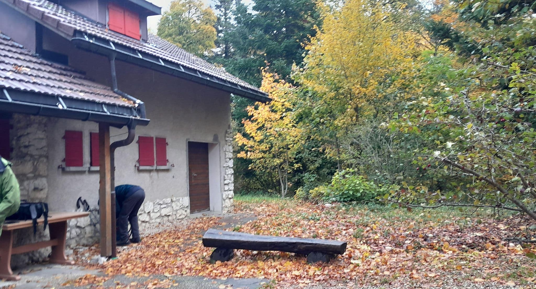 Street view near Gruppenhaus AbenteuerNatur, Orvin — © flux (CC BY-SA · Mapillary)