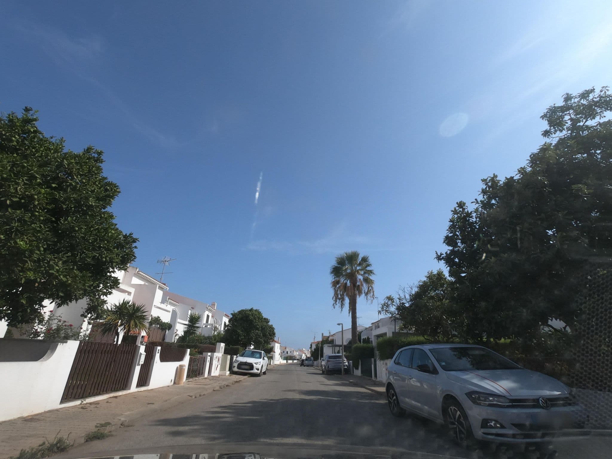 Street view near Alagoa Praia - Apartamentos Turísticos, Altura — © filohipo (CC BY-SA · Mapillary)