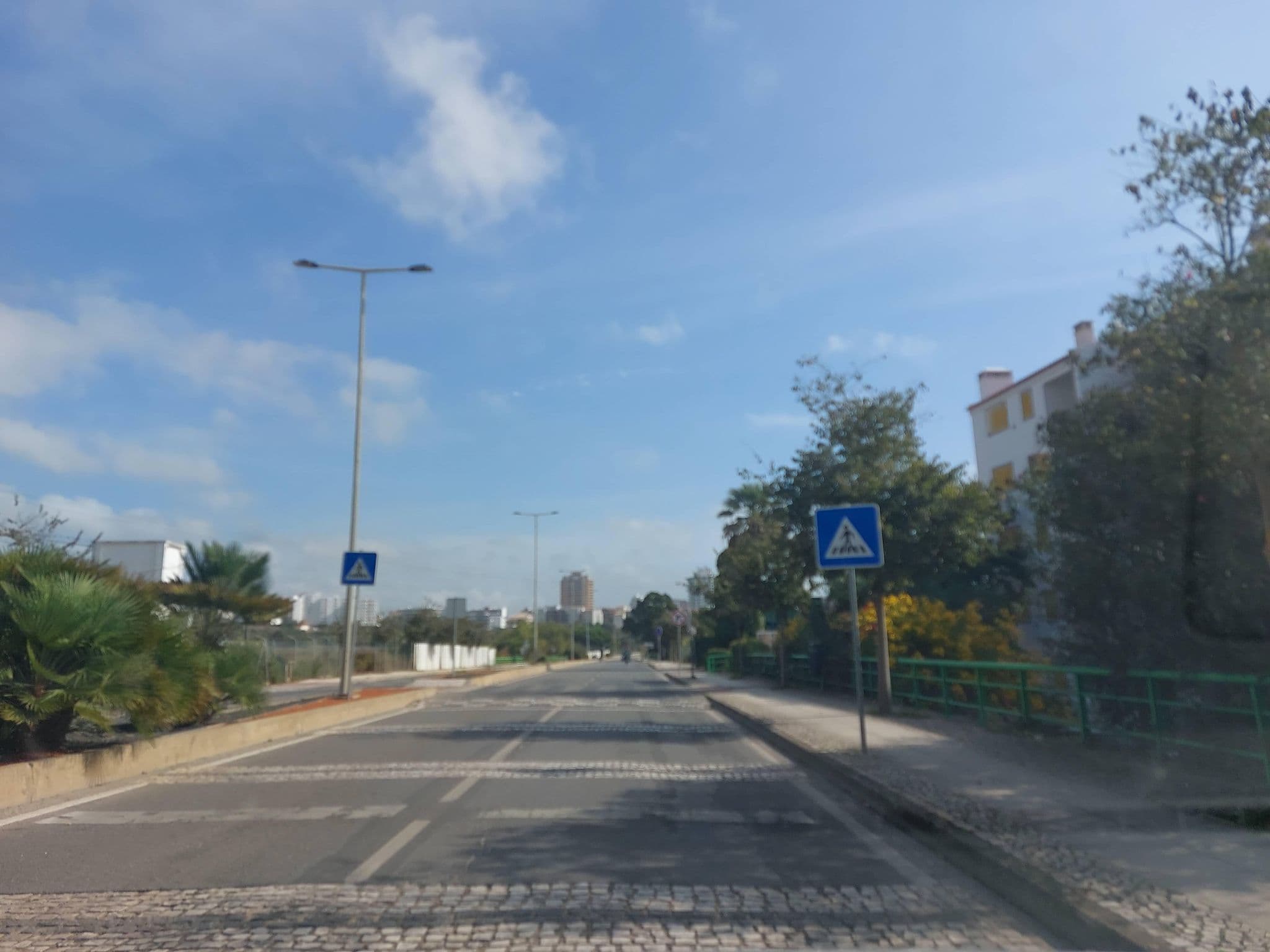 Street view near Jardim do Vau, Portimão — © 5rmft (CC BY-SA · Mapillary)