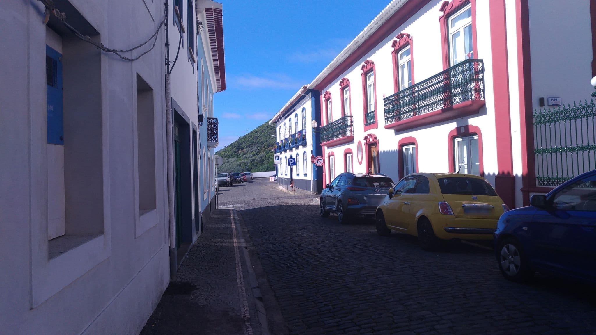 Street view near Torel Terra Brava, Angra do Heroísmo — © nunomasazevedo (CC BY-SA · Mapillary)
