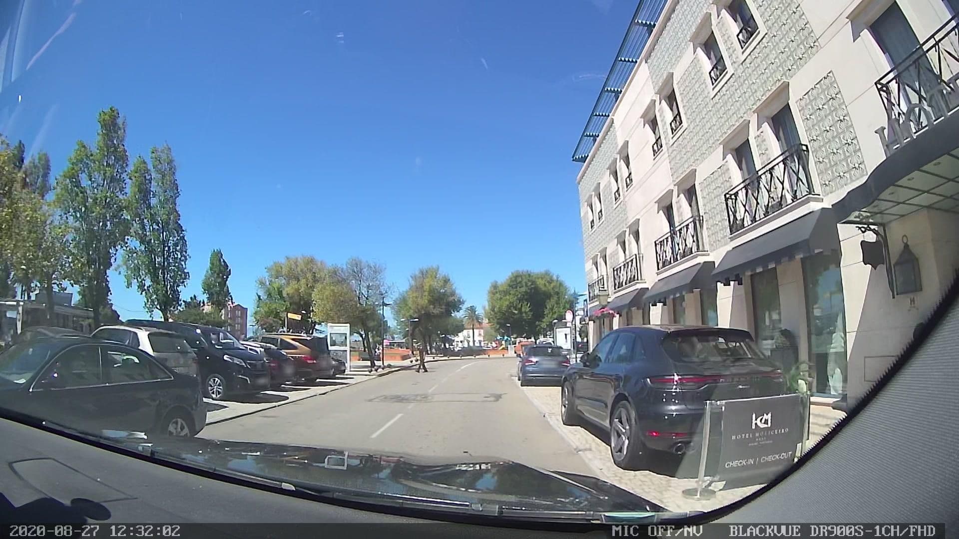 Street view near Hotel Moliceiro - Aveiro, Aveiro — © sanjorgepinho (CC BY-SA · Mapillary)
