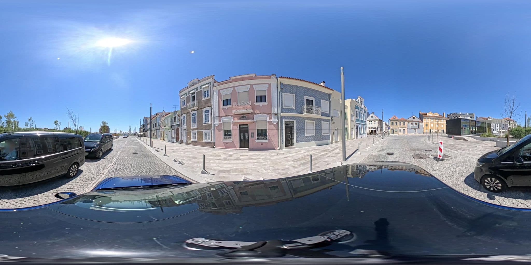 Street view near Aveiro Rossio Hostel, Aveiro — © jneiva (CC BY-SA · Mapillary)