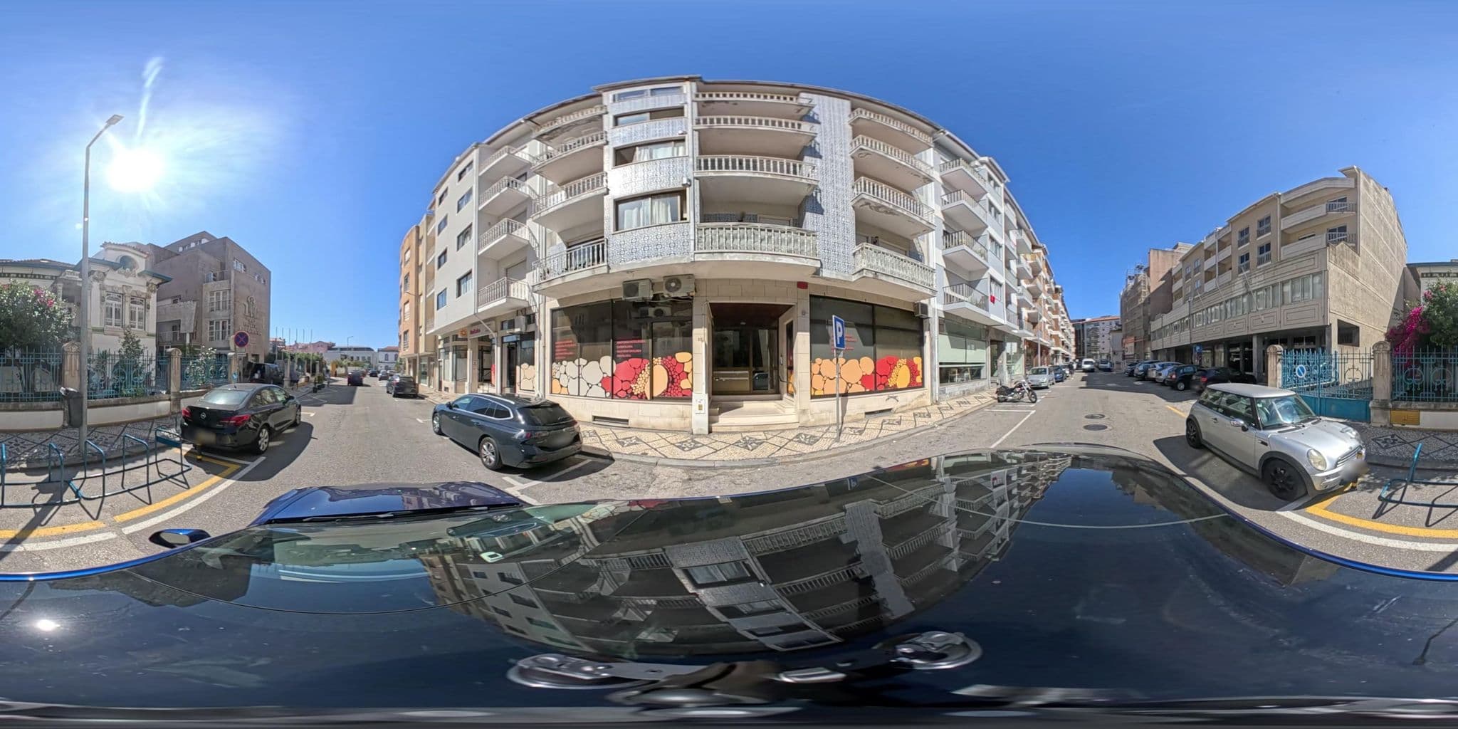 Street view near Hotel As Américas - Art Nouveau & Design, Aveiro — © jneiva (CC BY-SA · Mapillary)