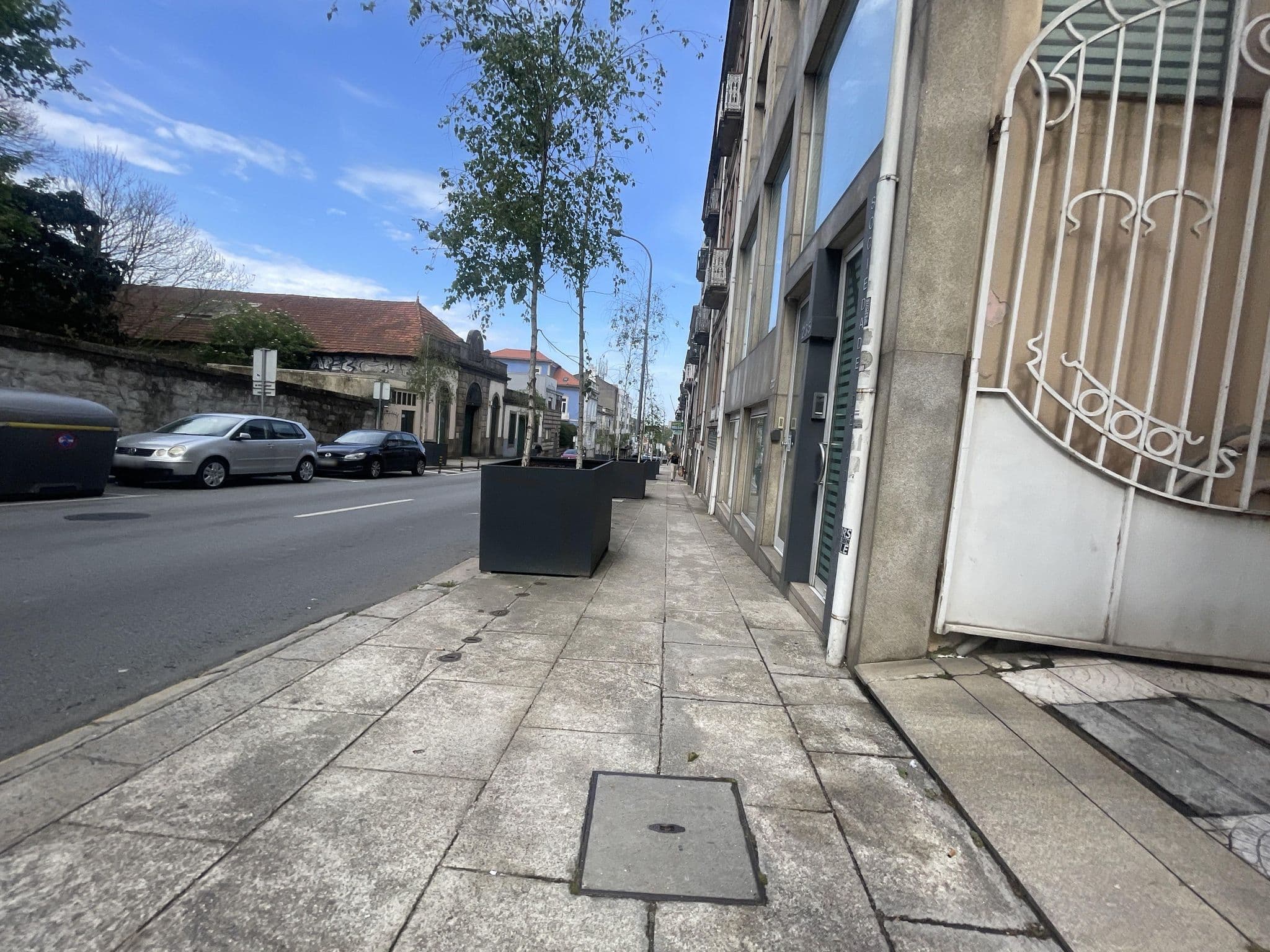 Street view near Hotel Mira D'Aire, Porto