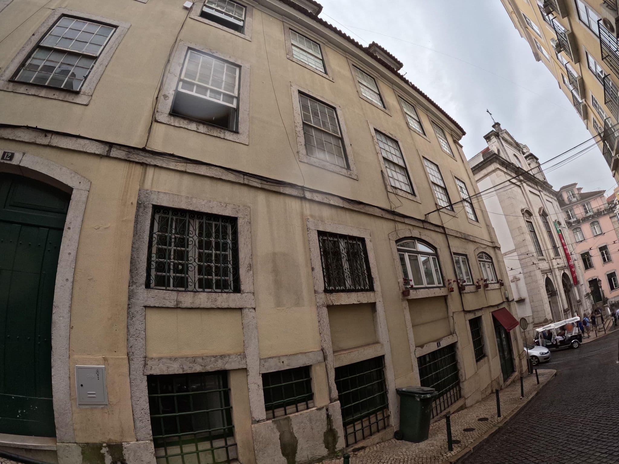 Street view near The Lisboans Apartments, Baixa — © claudiop (CC BY-SA · Mapillary)