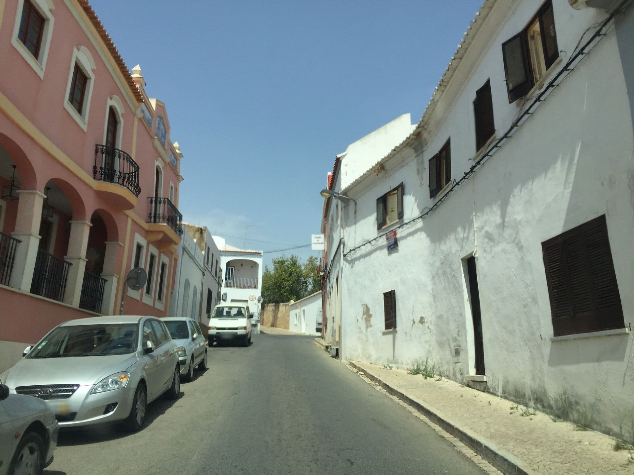 Street view near Eleven Boutique House & Garden, Boliqueime — © ptmap (CC BY-SA · Mapillary)
