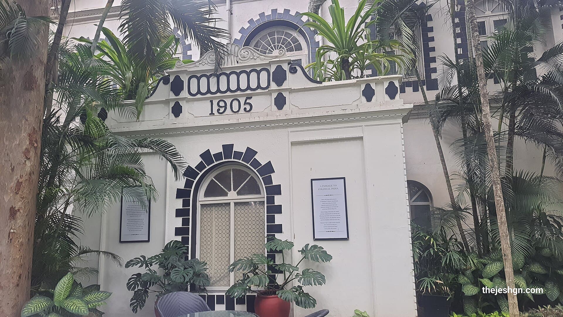 Taj West End, Bengaluru (via Wikimedia Commons, CC BY-SA 4.0)