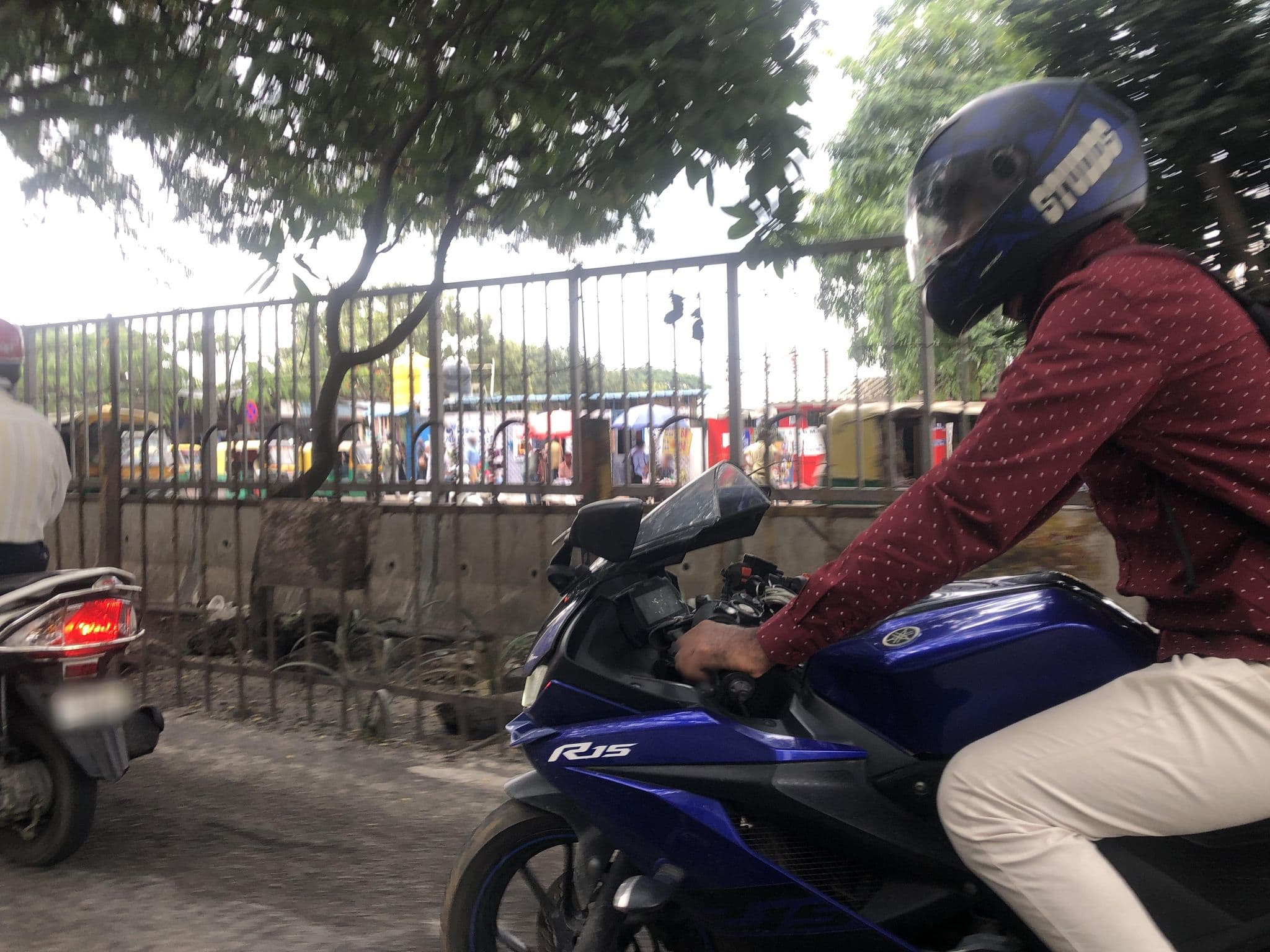 Street view near Big Bell, Bengaluru