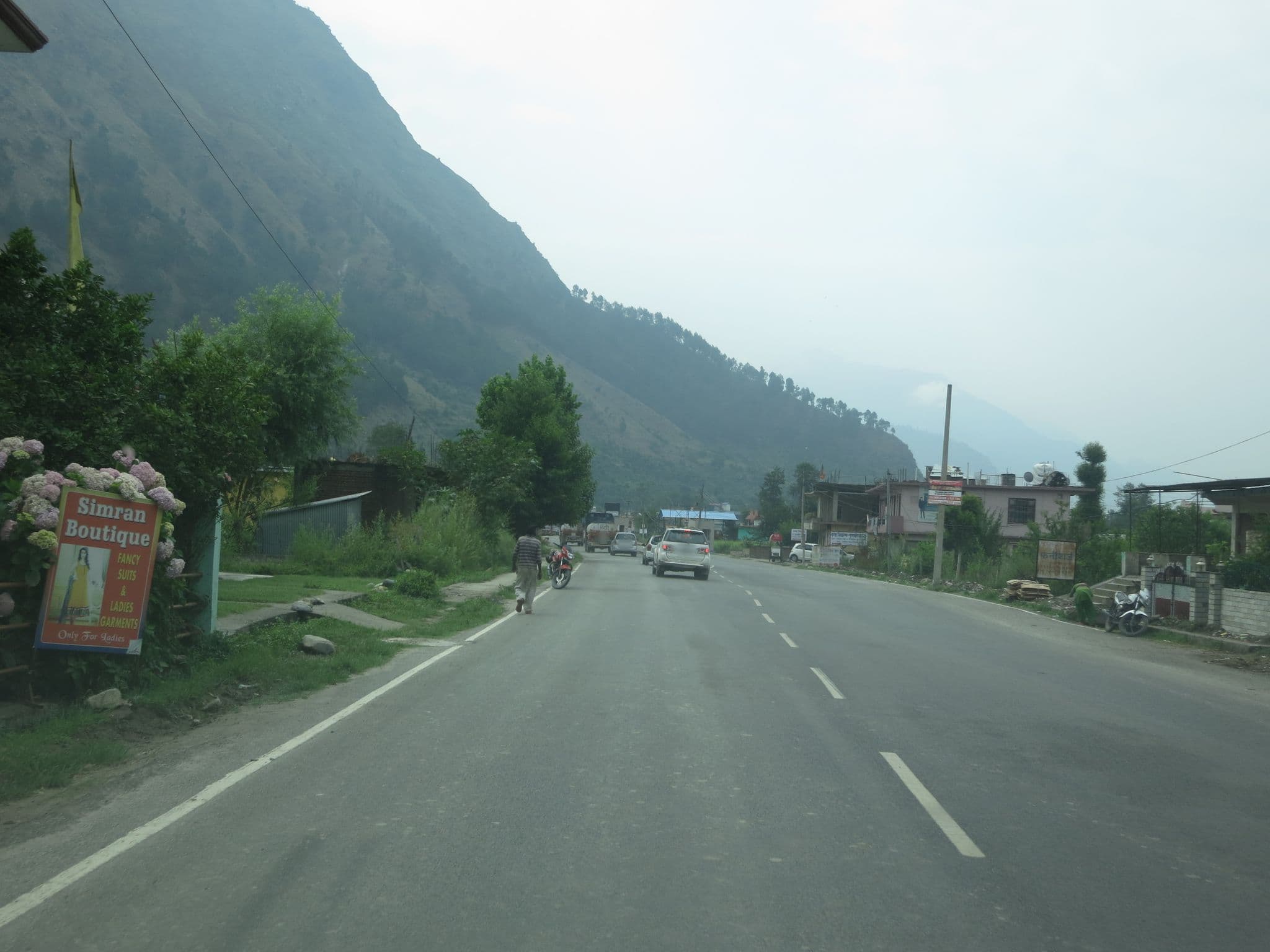 Street view near V Resorts Kullu, Shamshi — © lto (CC BY-SA · Mapillary)