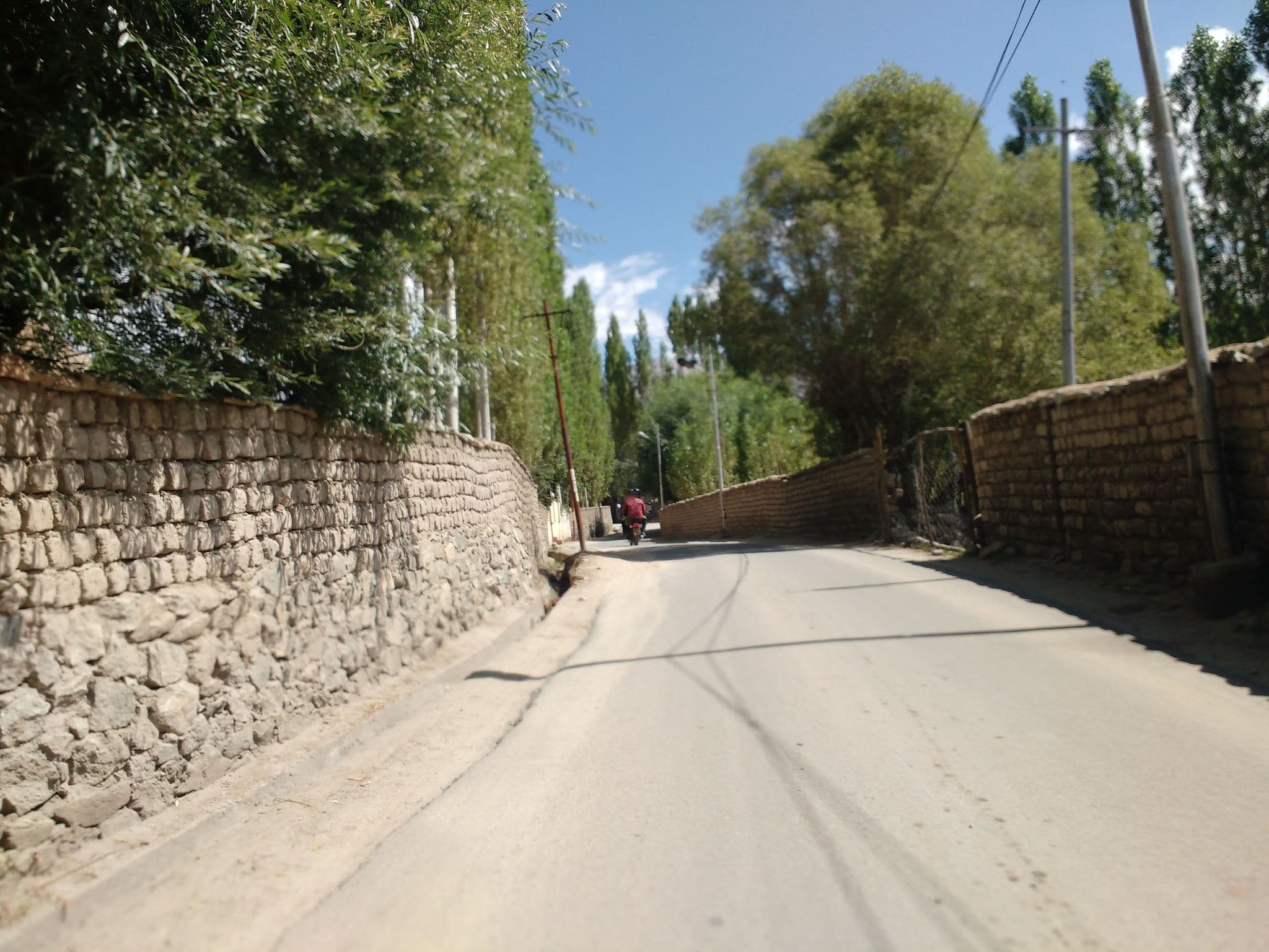 Street view near Casa Galwan, Leh