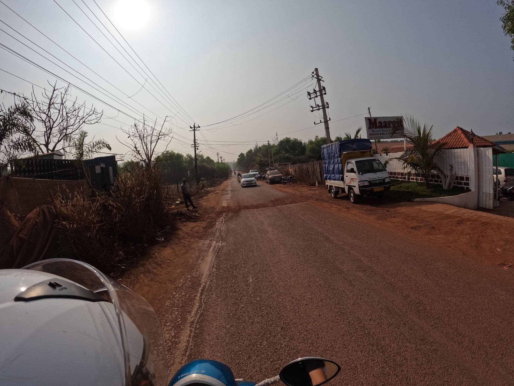 Street view near Maargit Beach Resort Goa, Mandrem — © lucomsky (CC BY-SA · Mapillary)