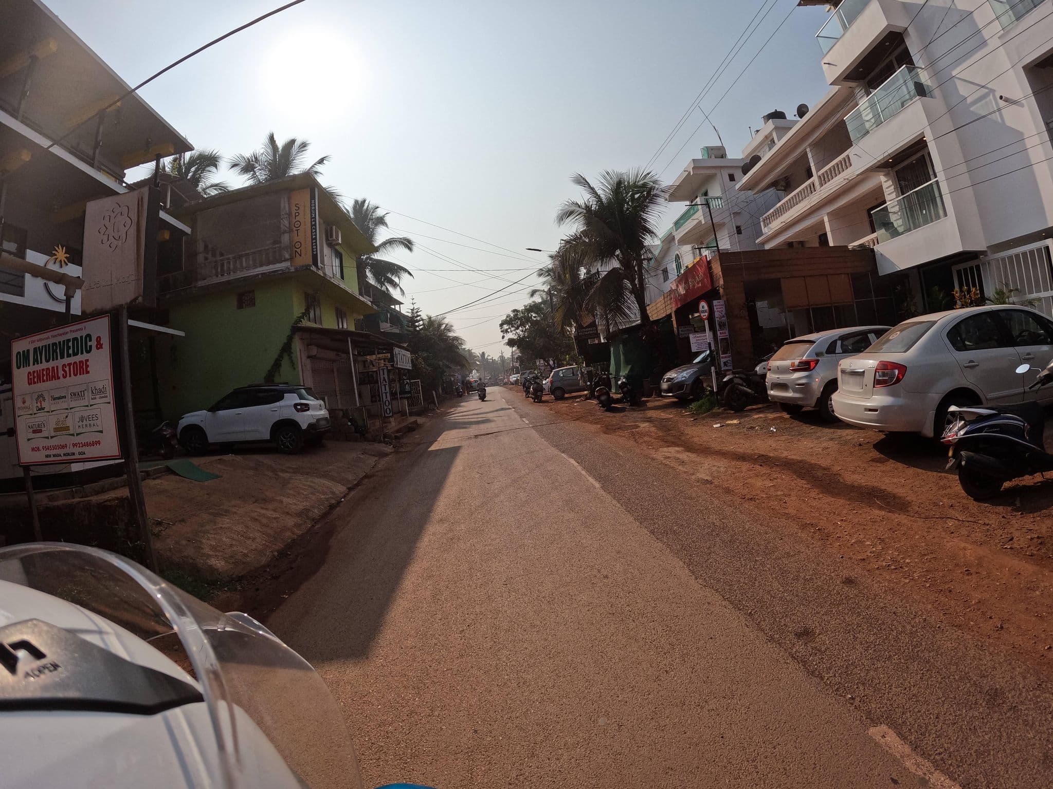 Street view near Samira sea view, Mandrem — © lucomsky (CC BY-SA · Mapillary)