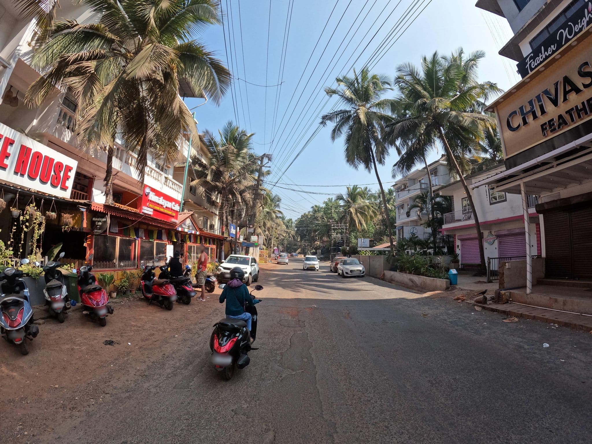 Street view near Zestay X Pleasure Riverfront, Morjim — © lucomsky (CC BY-SA · Mapillary)
