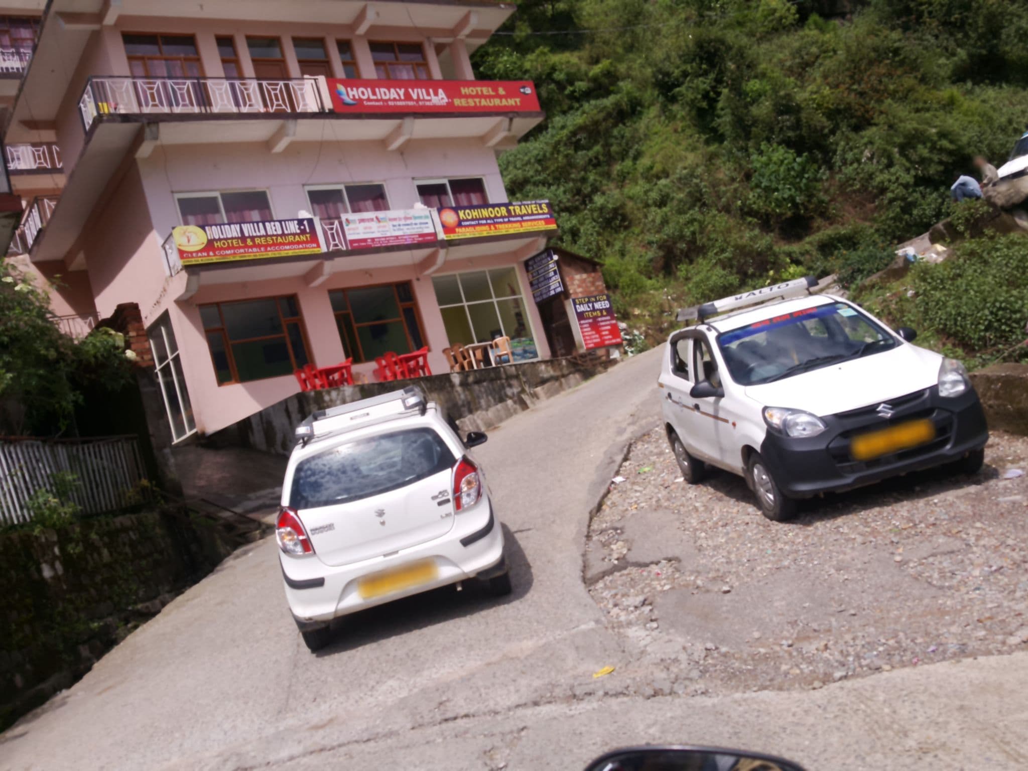 Street view near Villa Paradiso, Dharamsala