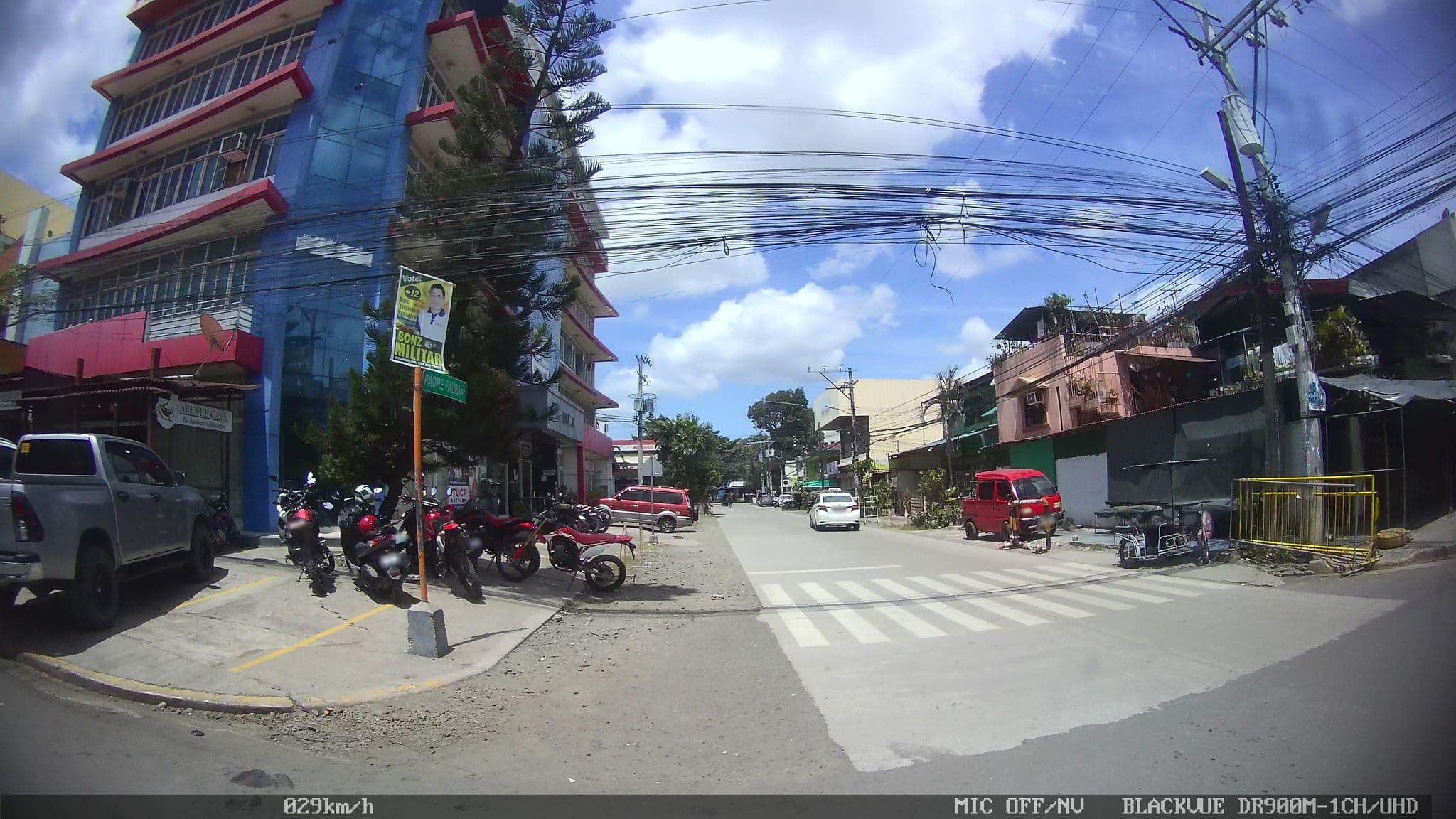 Street view near ALU Hotel Davao, Davao — © kaart_1 (CC BY-SA · Mapillary)