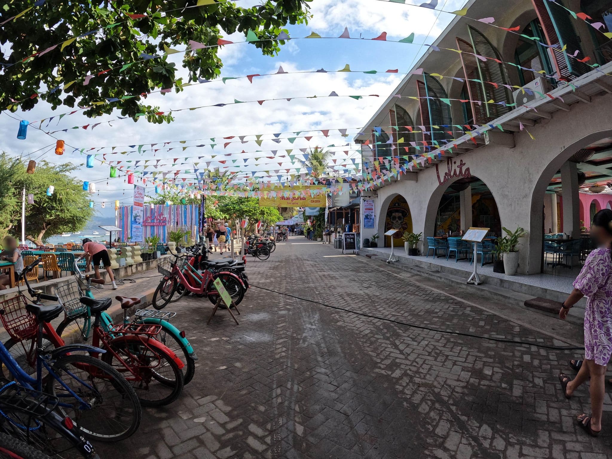 Street view near Dream Divers Resort - Deluxe Double Room, 1 King Bed, Non Smoking, Sea View, Gili Trawangan