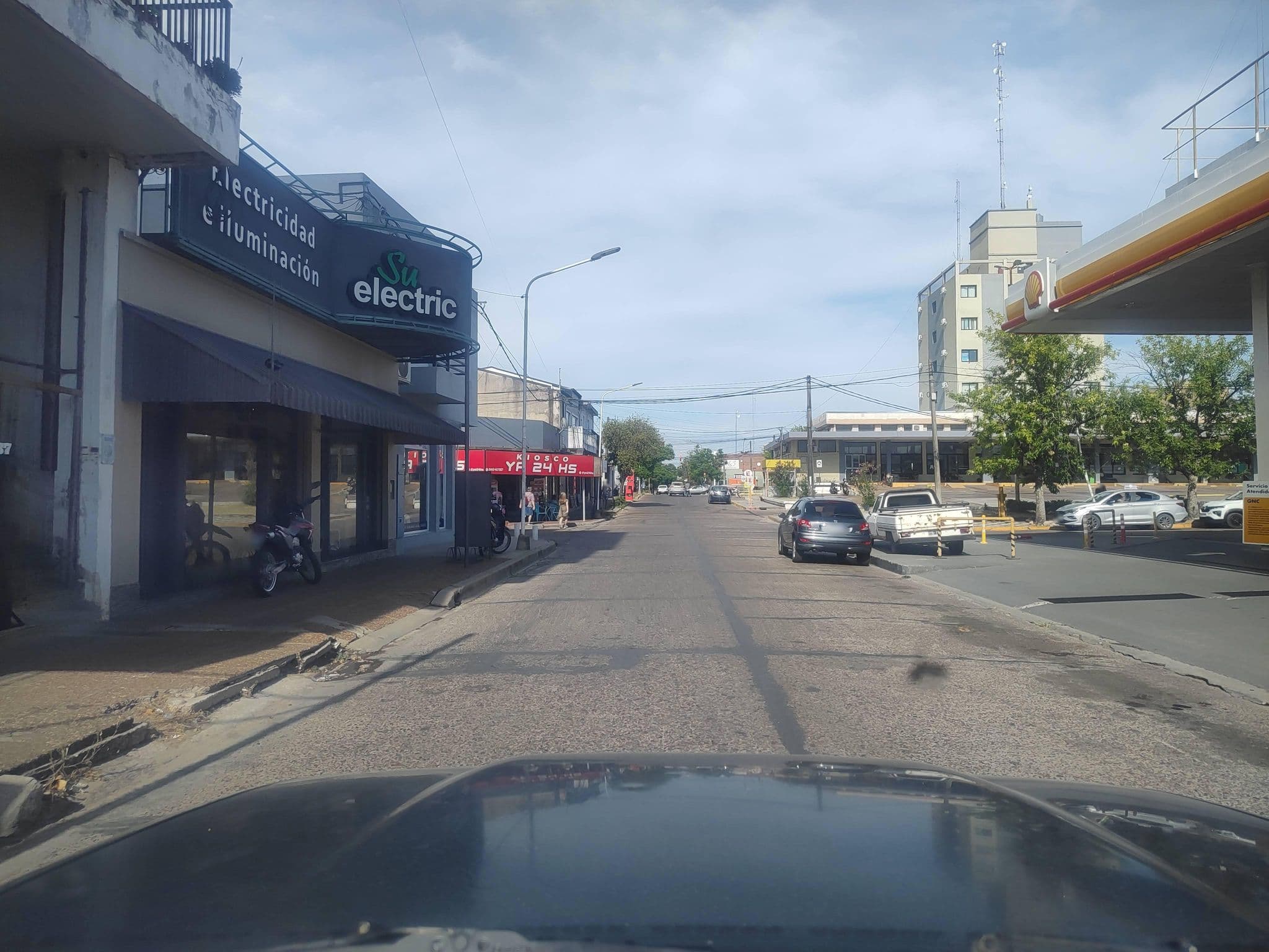 Street view near Los Tres Nenes, Concepción del Uruguay — © andresduhour (CC BY-SA · Mapillary)