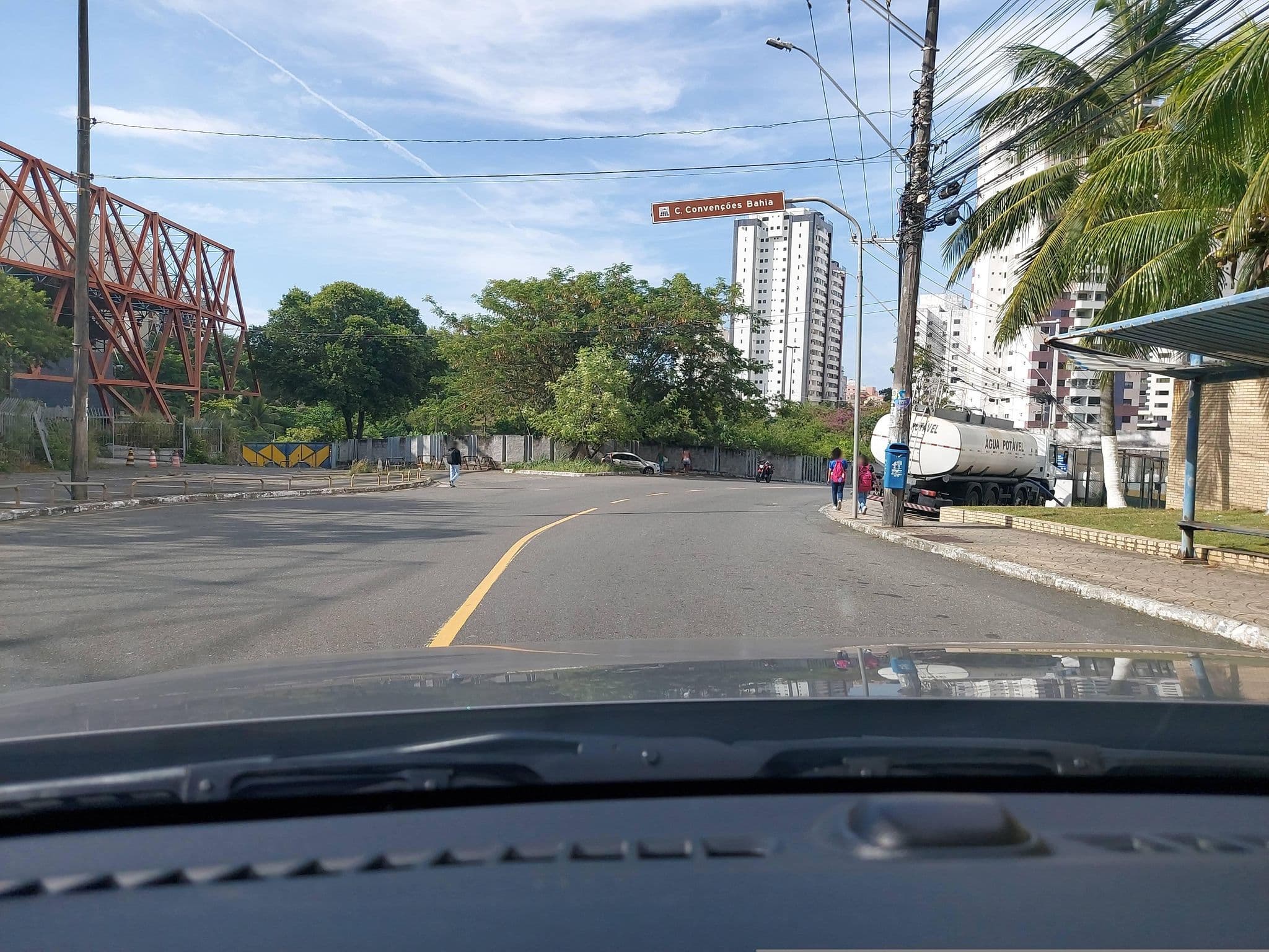 Street view near Hotel Tulip Inn Centro de Convenções, Salvador