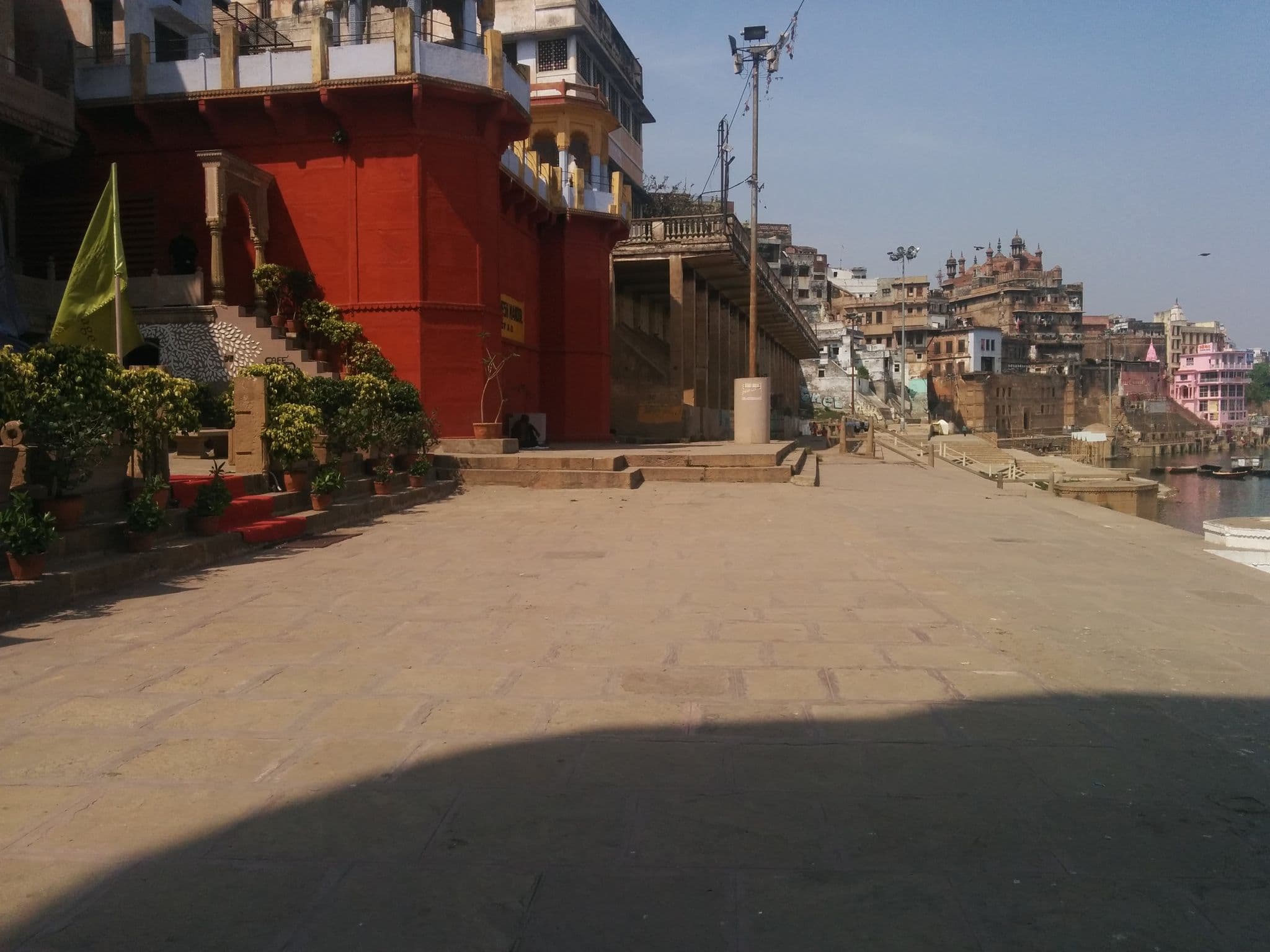 Street view near Guleria Kothi Hotel, Varanasi
