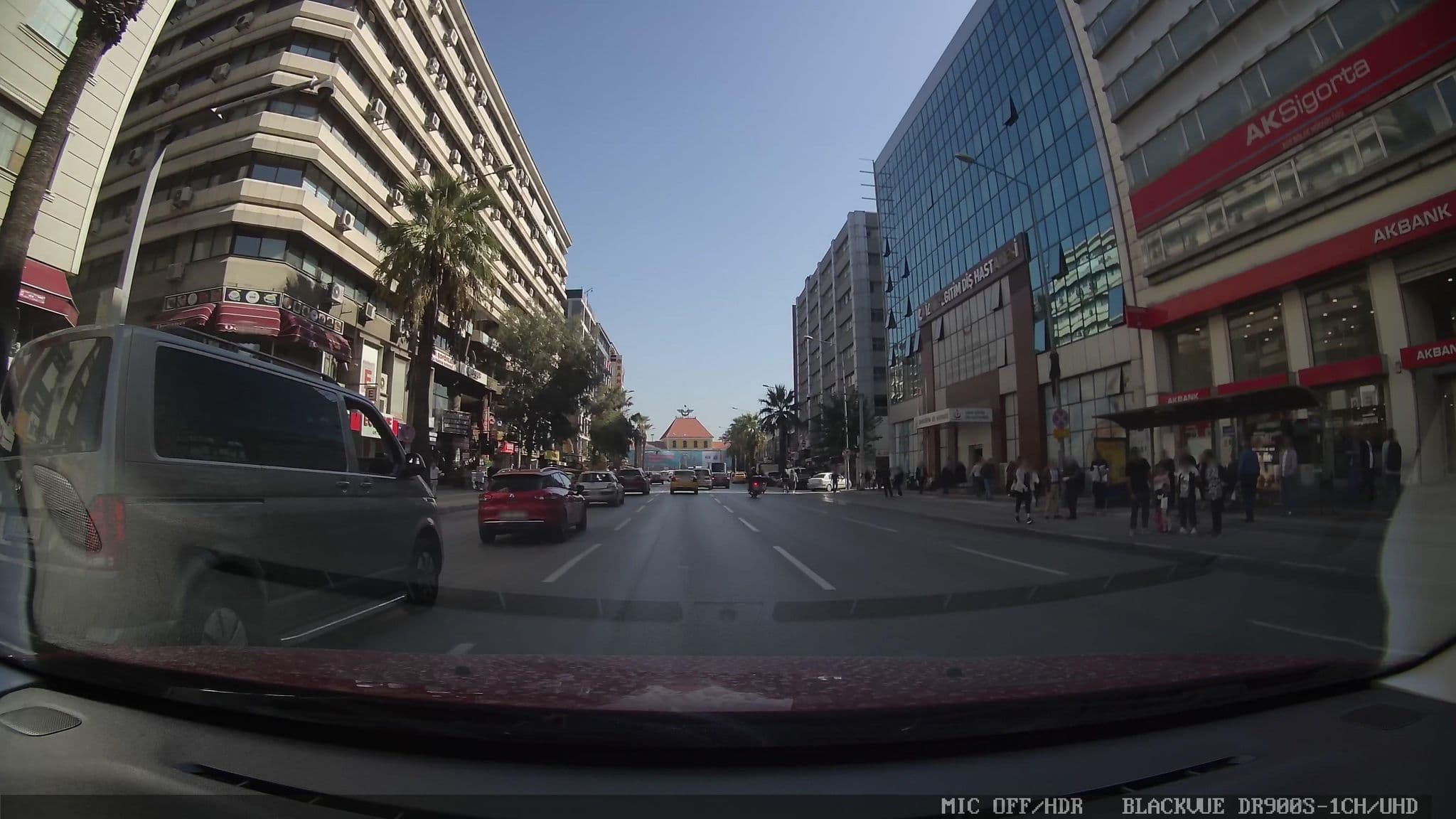 Street view near KOZAN CITY HOTEL, İzmir — © unen (CC BY-SA · Mapillary)