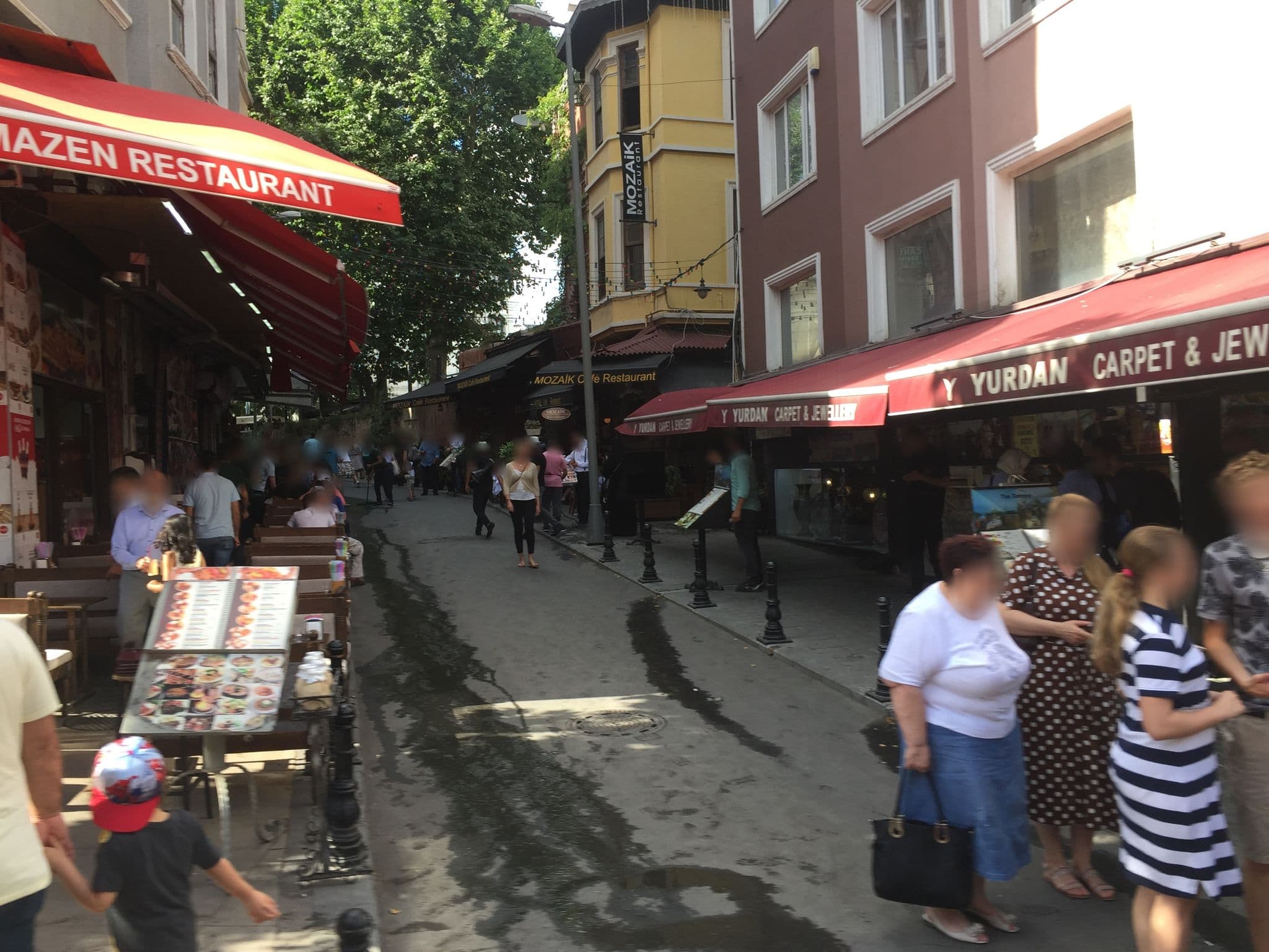 Street view near Nomade Old City Hotel, Sultanahmet — © sessiznotalar (CC BY-SA · Mapillary)