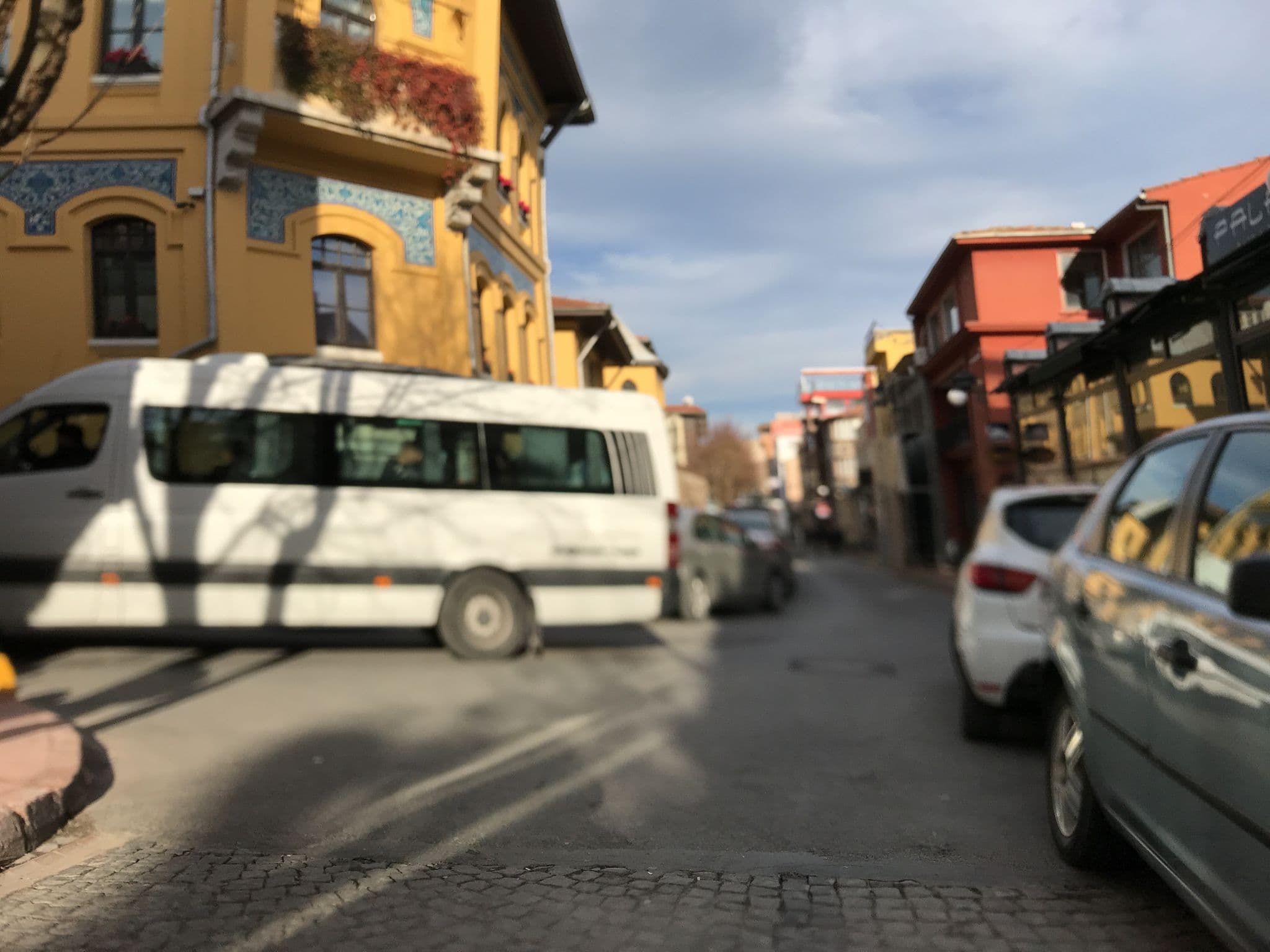 Street view near By Kinyas Hotel, Sultanahmet — © asturksever (CC BY-SA · Mapillary)