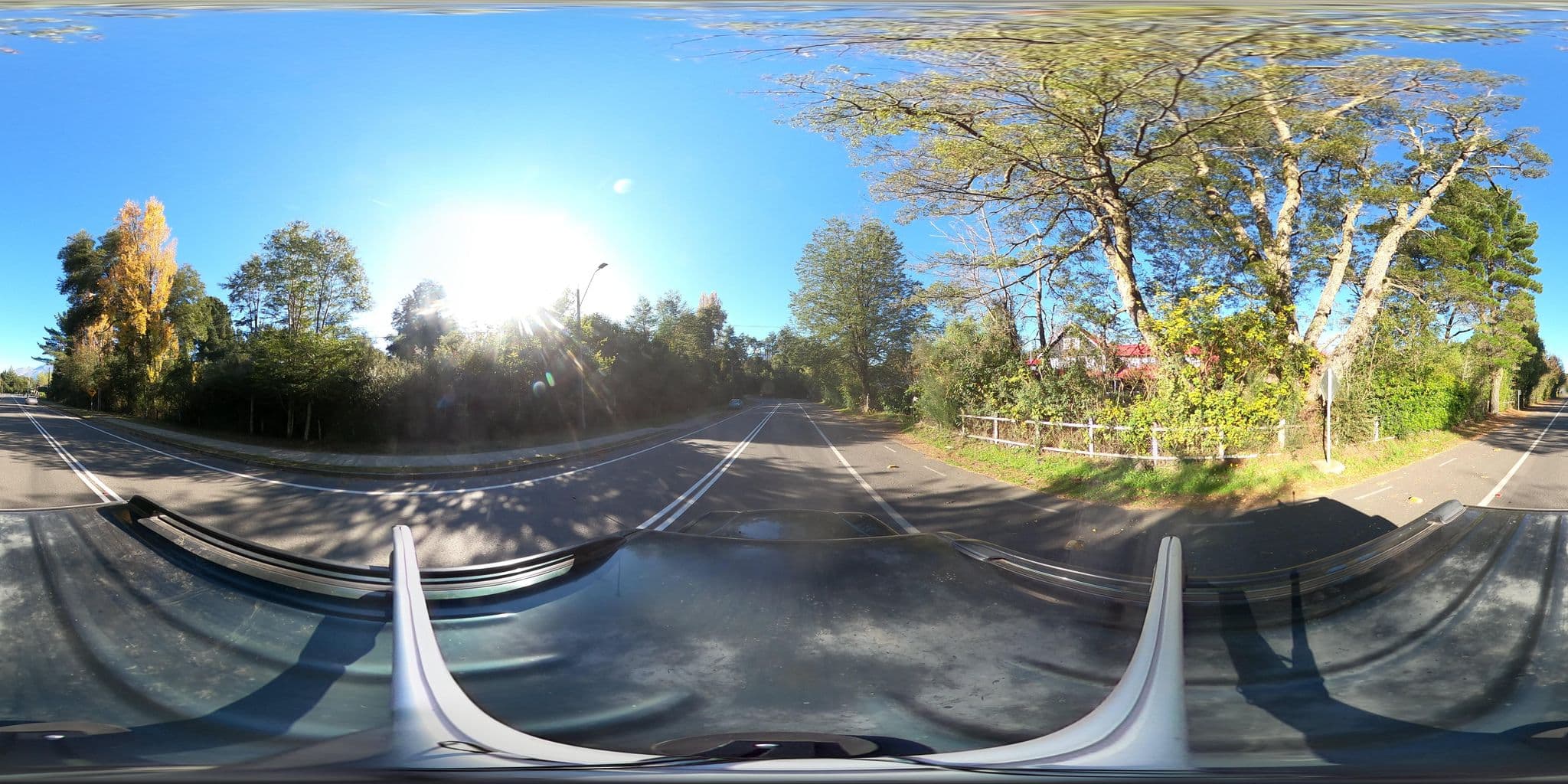 Street view near Ex-Hotel Ensenada, La Ensenada — © Kaart_Local (CC BY-SA · Mapillary)