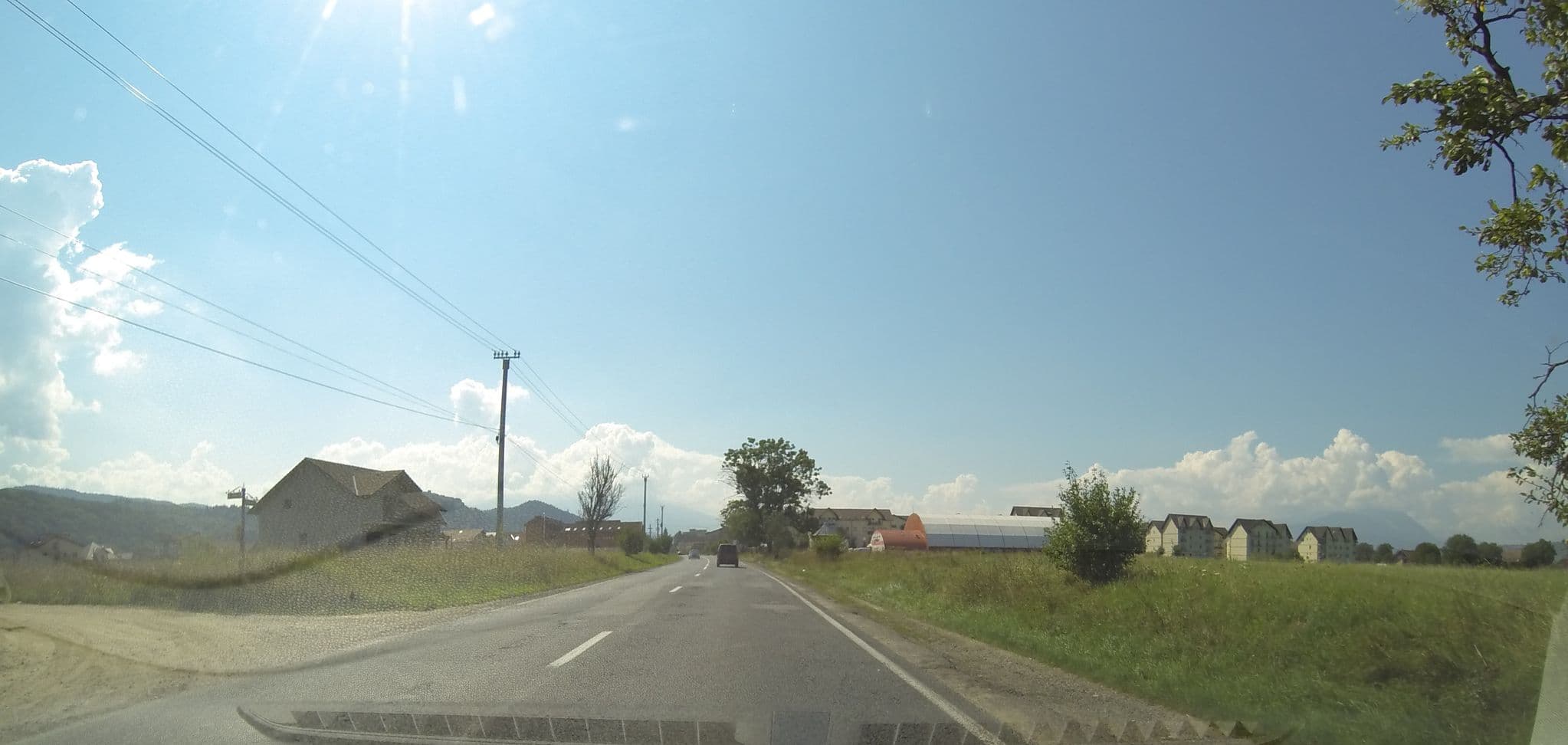 Street view near Apartament Ariana Rasnov, Cristian — © deeeznuuuts (CC BY-SA · Mapillary)