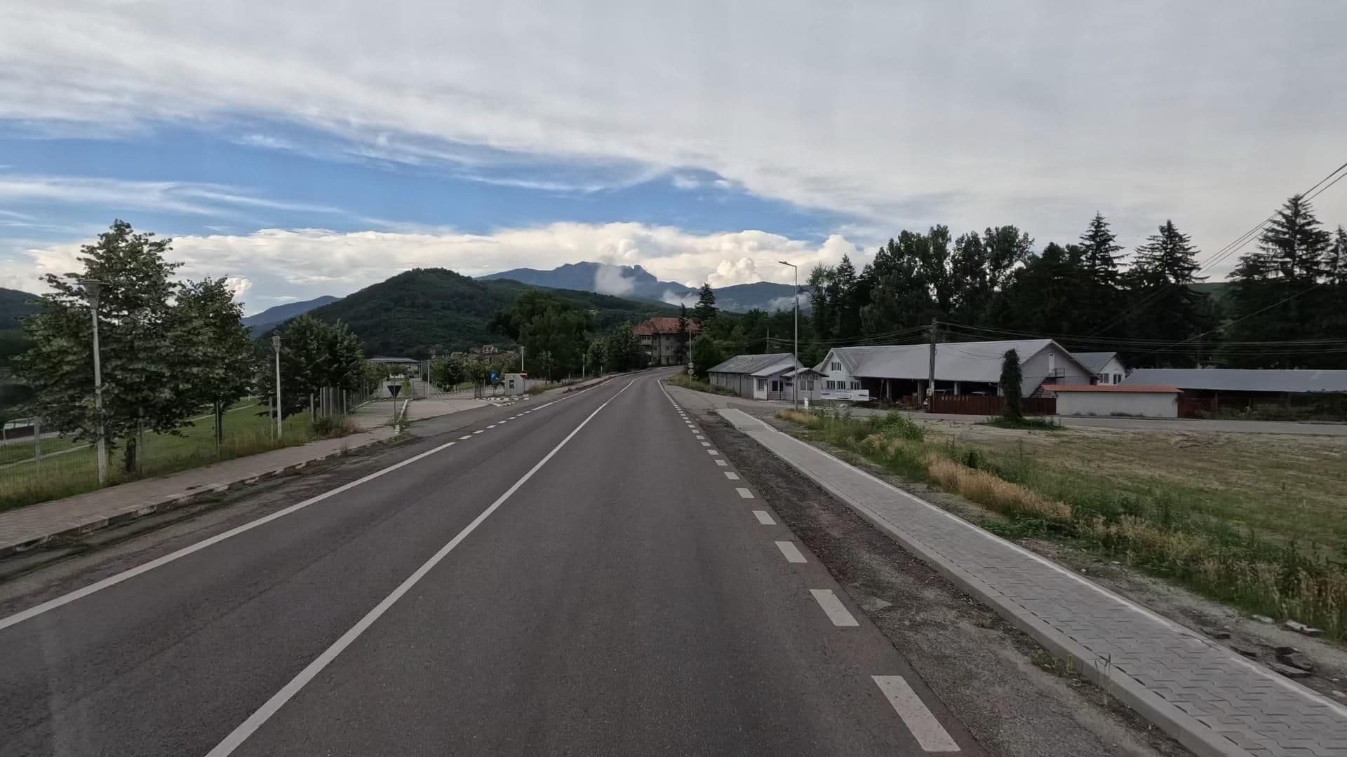Street view near Casa Miraj, Jiblea Veche — © bct (CC BY-SA · Mapillary)