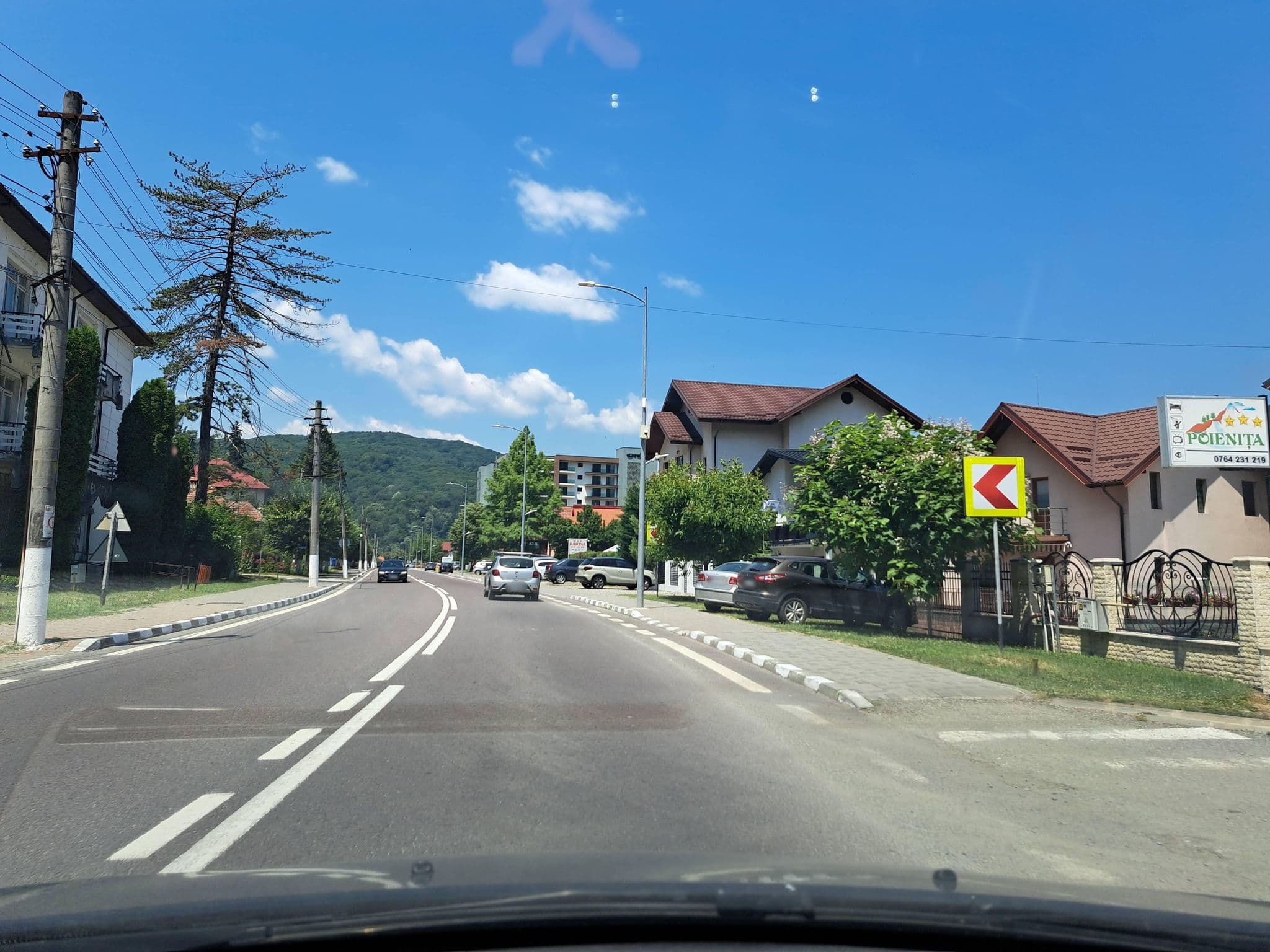 Street view near Casa Aquarius, Jiblea Veche — © tavi (CC BY-SA · Mapillary)