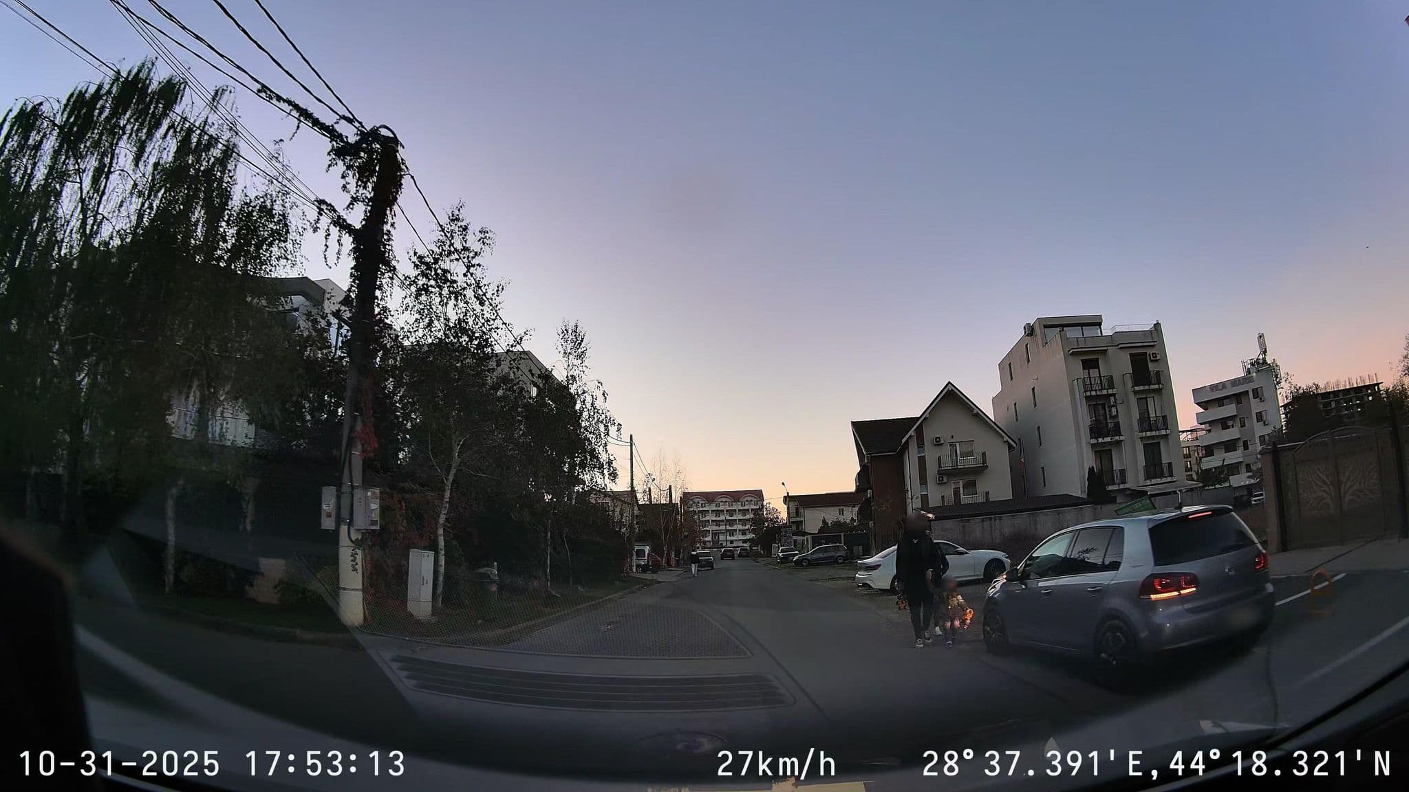 Street view near Hotel Almar Luxury, Mamaia-Sat — © edjone (CC BY-SA · Mapillary)
